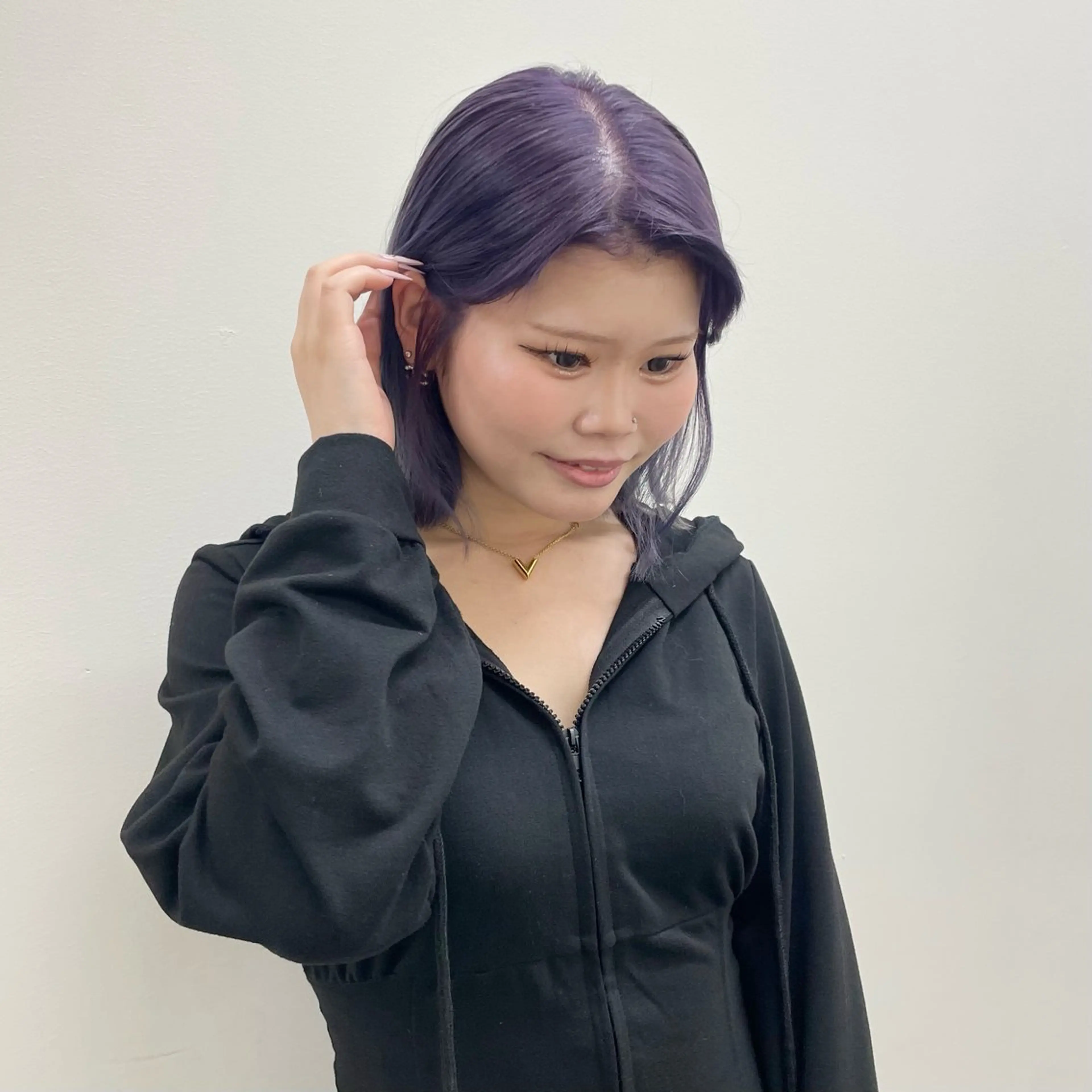 ミディアム カラー ベージュカラー 透明感カラー ミルクティーベージュ パープルカラー シルバー ヘアカラー ❄️透明感カラー / ハイトーン❄️WAOのヘアスタイル