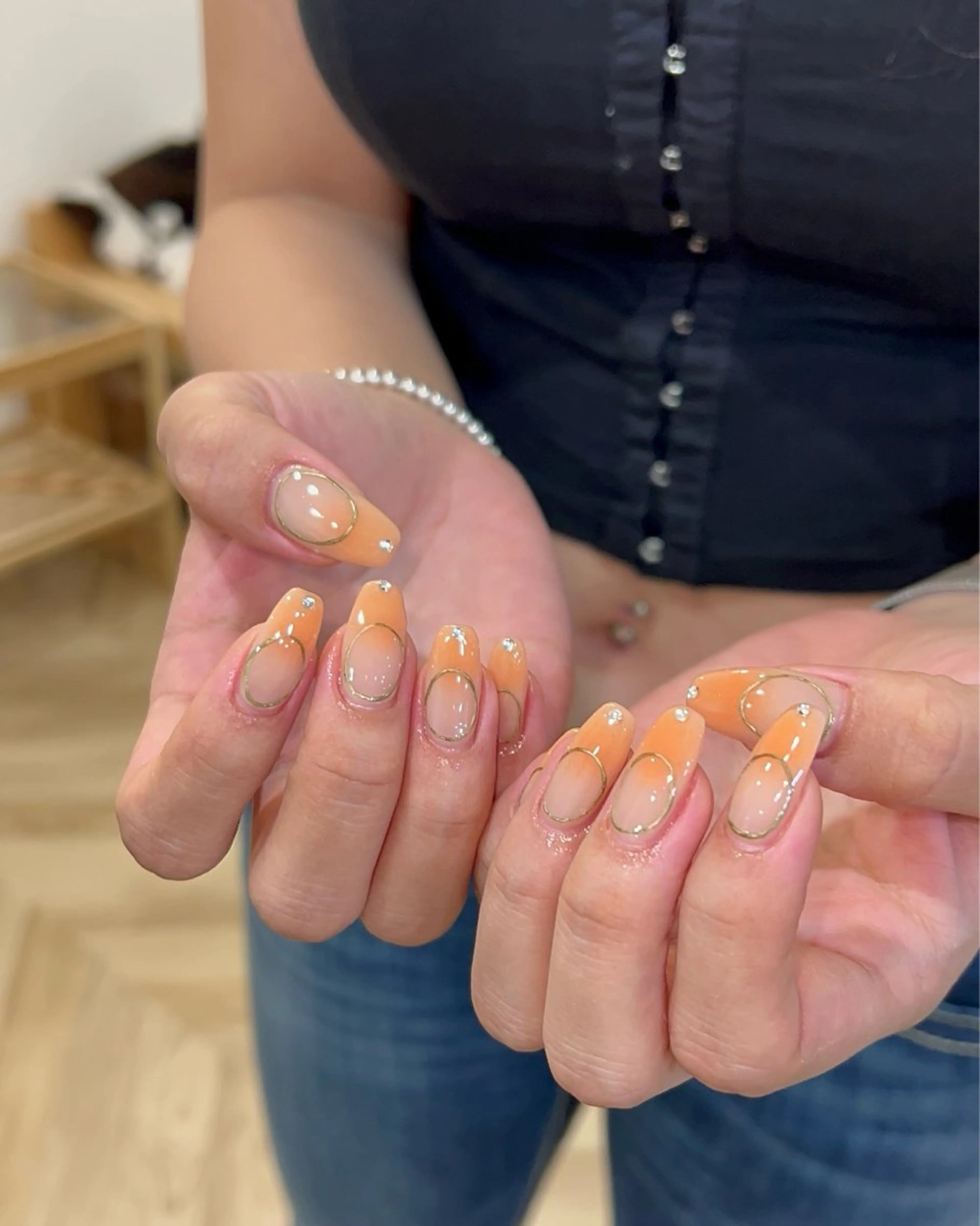 ネイル ハンドネイル フットネイル ハンドケア Nes.Nail所属・Miyagi Asamiのネイルデザイン