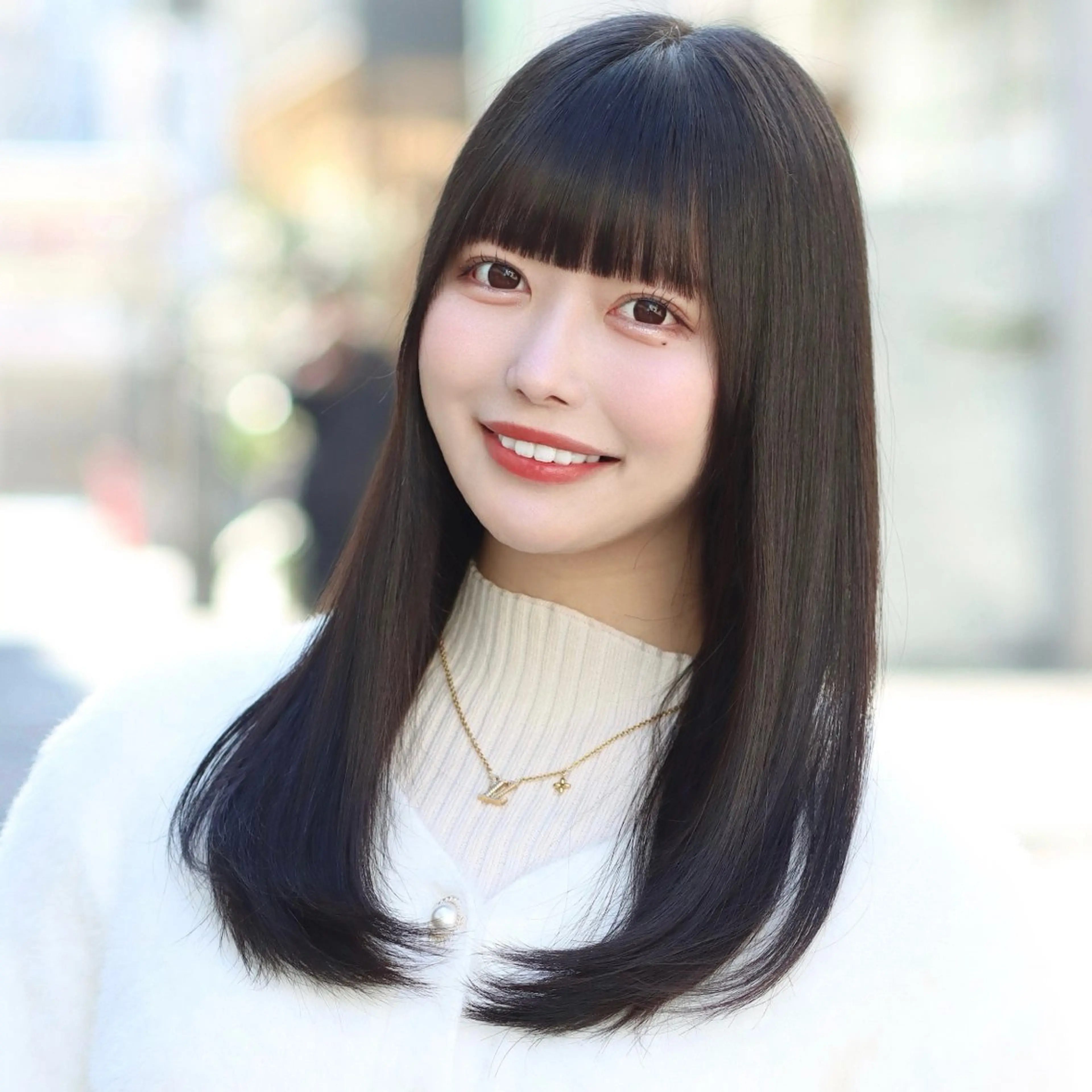 セミロング カット トリートメント FERiCIA. 表参道所属・レイヤーカット 🪄吉野翔悟のヘアスタイル