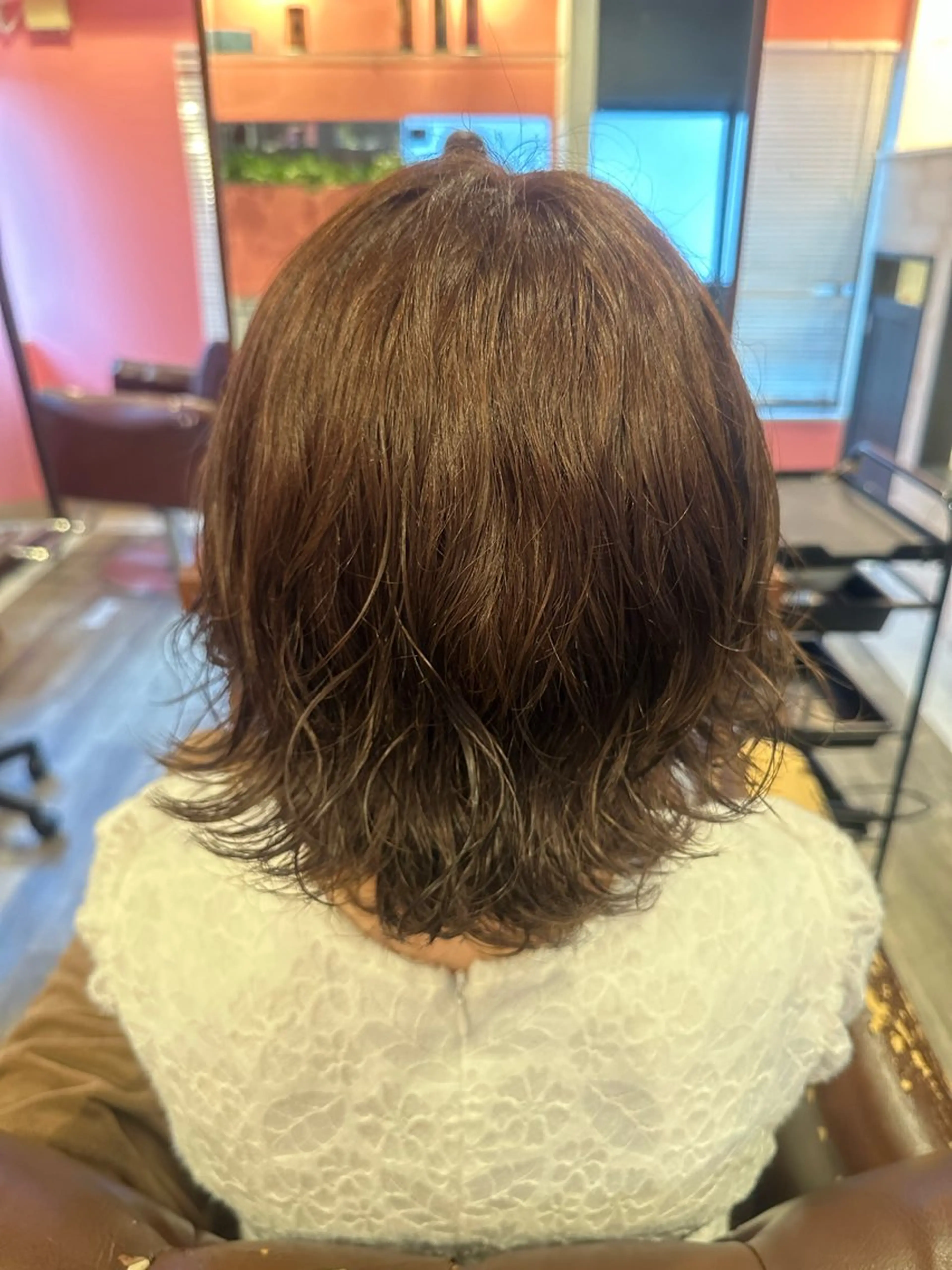 ショート カラー ヘアカラー 安達 望のヘアスタイル