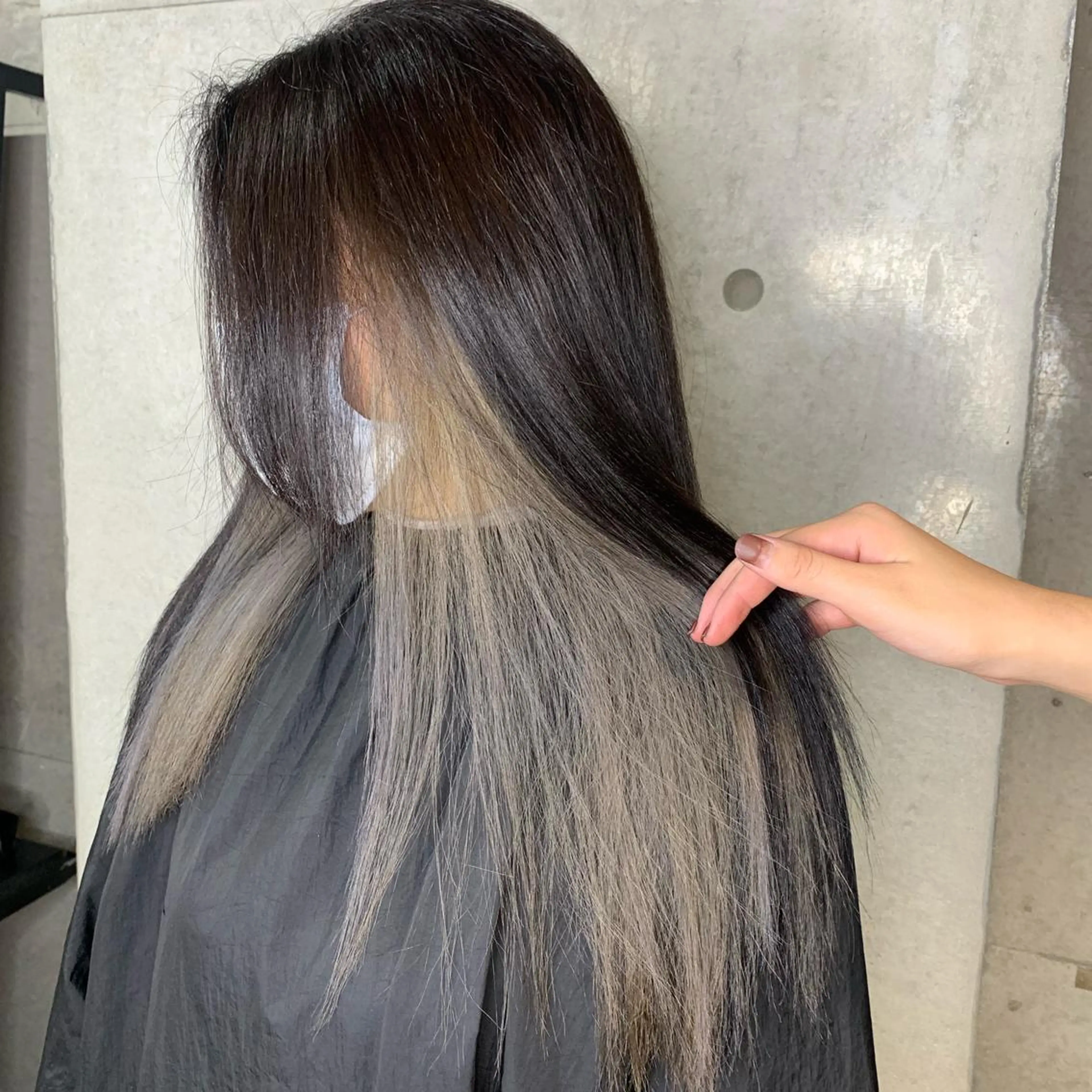 ロング カラー MIL心斎橋所属・Clair クレアのヘアスタイル