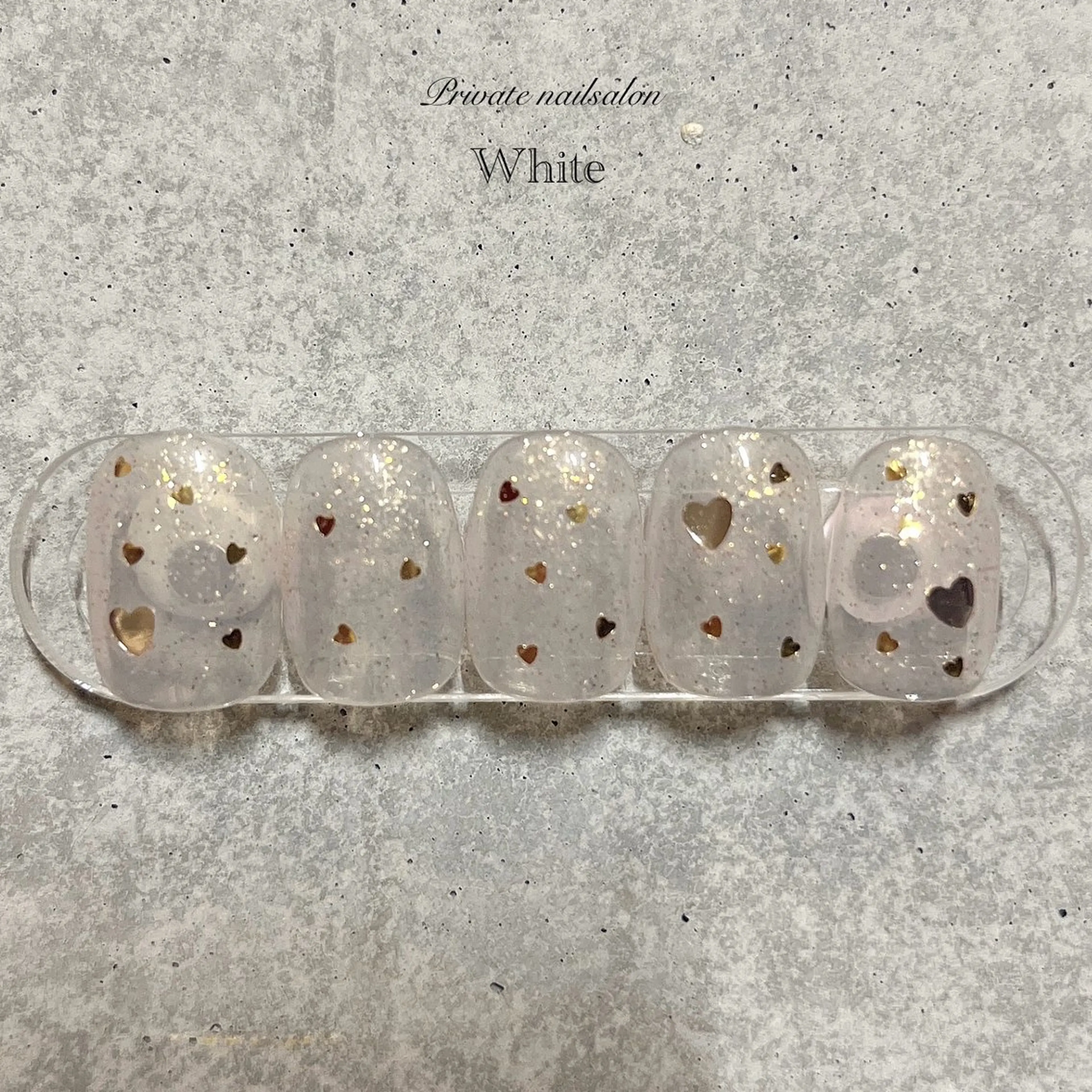 ネイル ハート キラキラネイル ラメ(グリッター) ニュアンスネイル 冬ネイル ハンドネイル SAKASHITA KEIのネイルデザイン