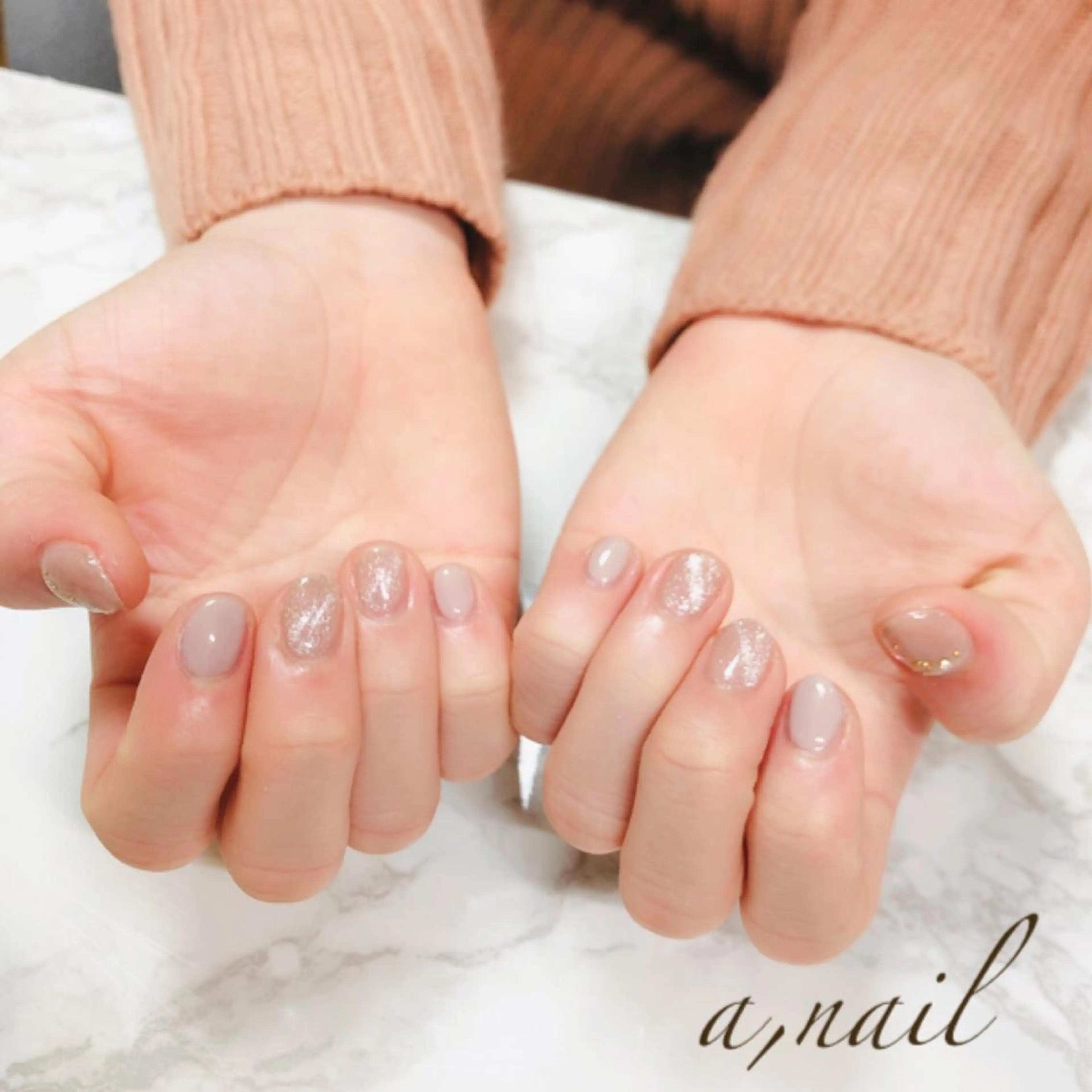 ネイル フットネイル ラメ(グリッター) マグネットネイル ニュアンスネイル オフィスネイル ハンドネイル ネイルサロン エーネイルのネイルデザイン