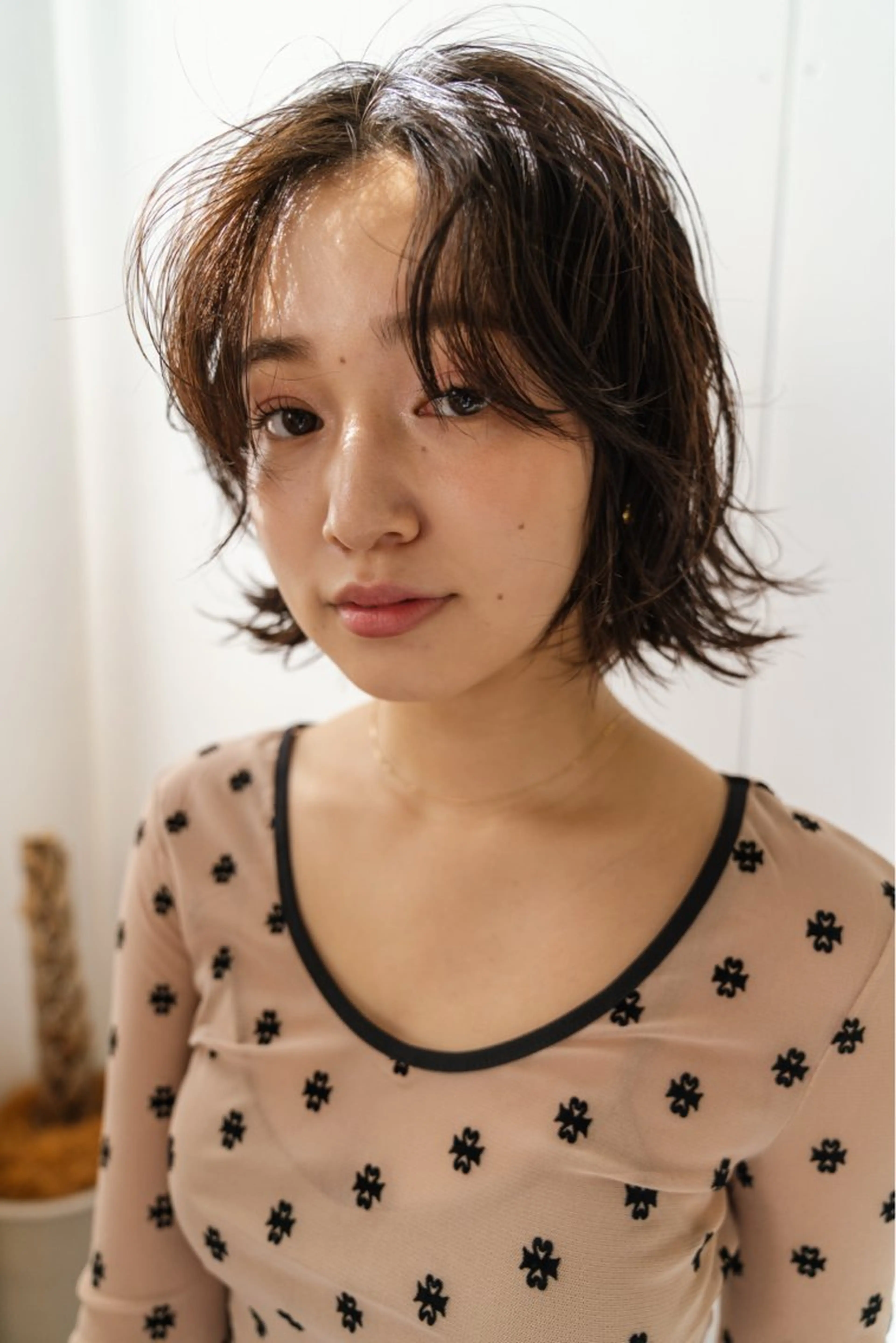 ミディアム カット ヘアカラー ルカ/ ニュアンスヘアのヘアスタイル