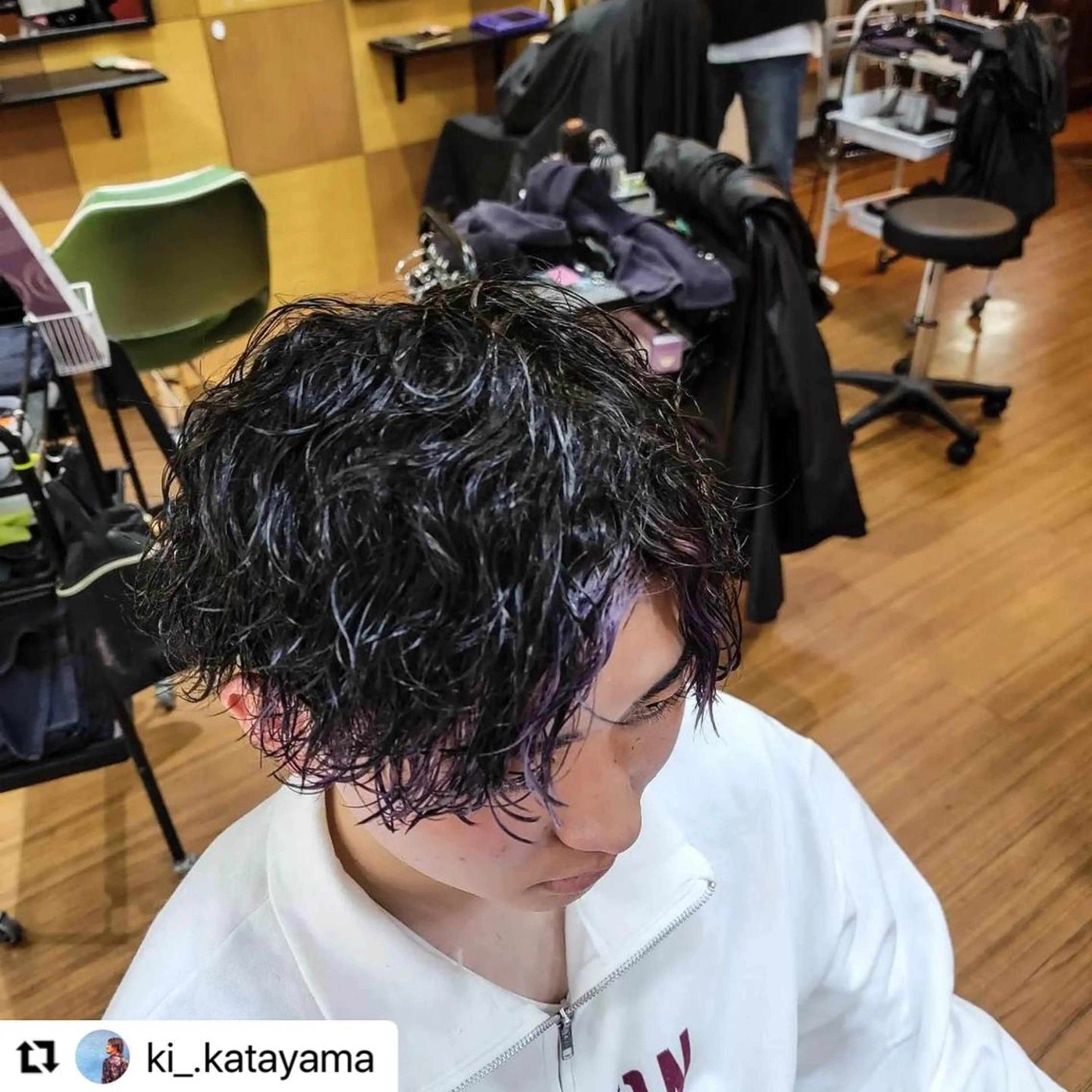 ミディアム カラー メンズ ミディアムパーマ メンズパーマ メンズツイストパーマ 波巻きパーマ ツイストパーマ 🩷Eny terrace🩷のヘアスタイル