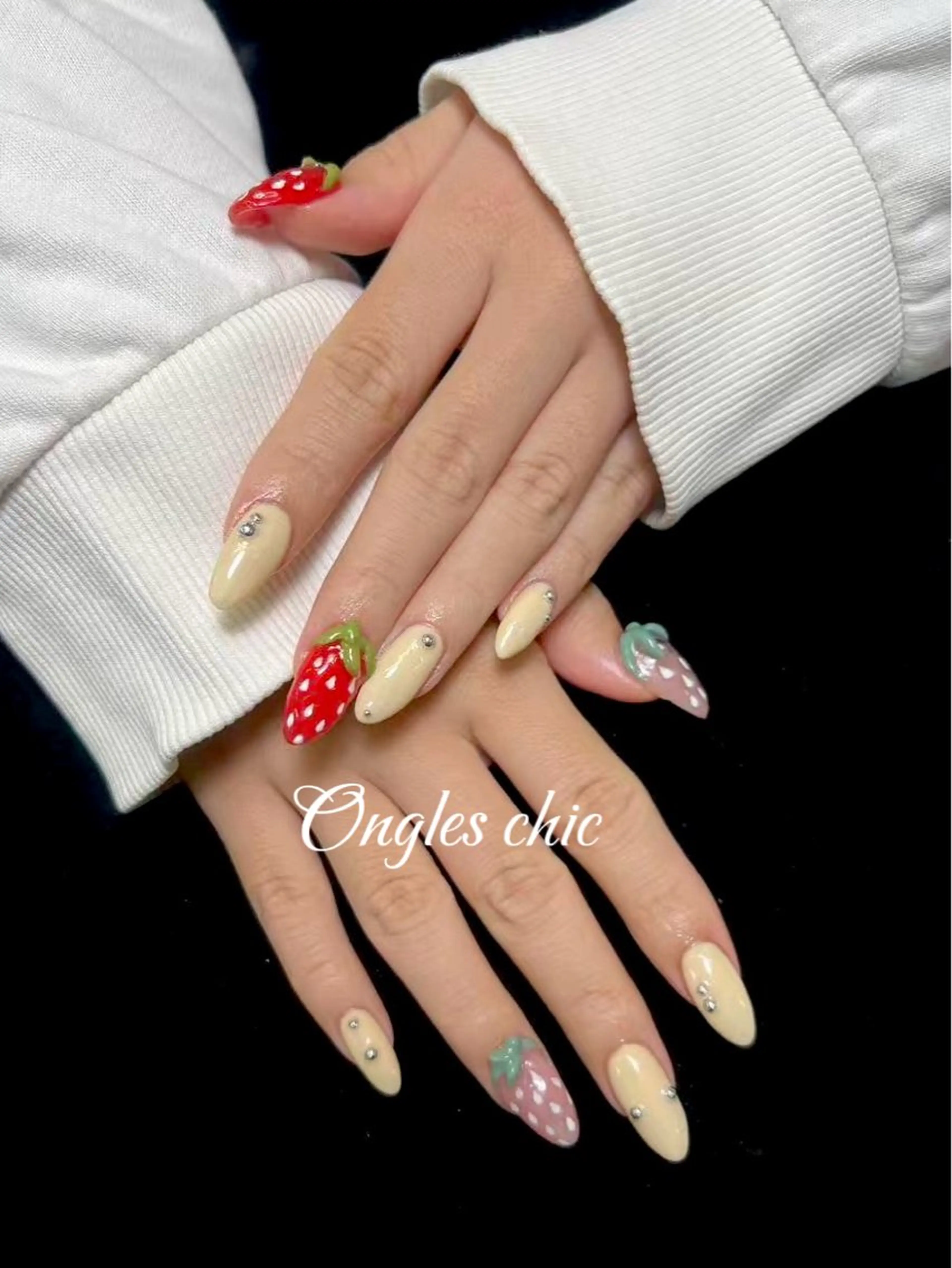 ネイル ハンドネイル ongles chic24時間営業のネイルデザイン