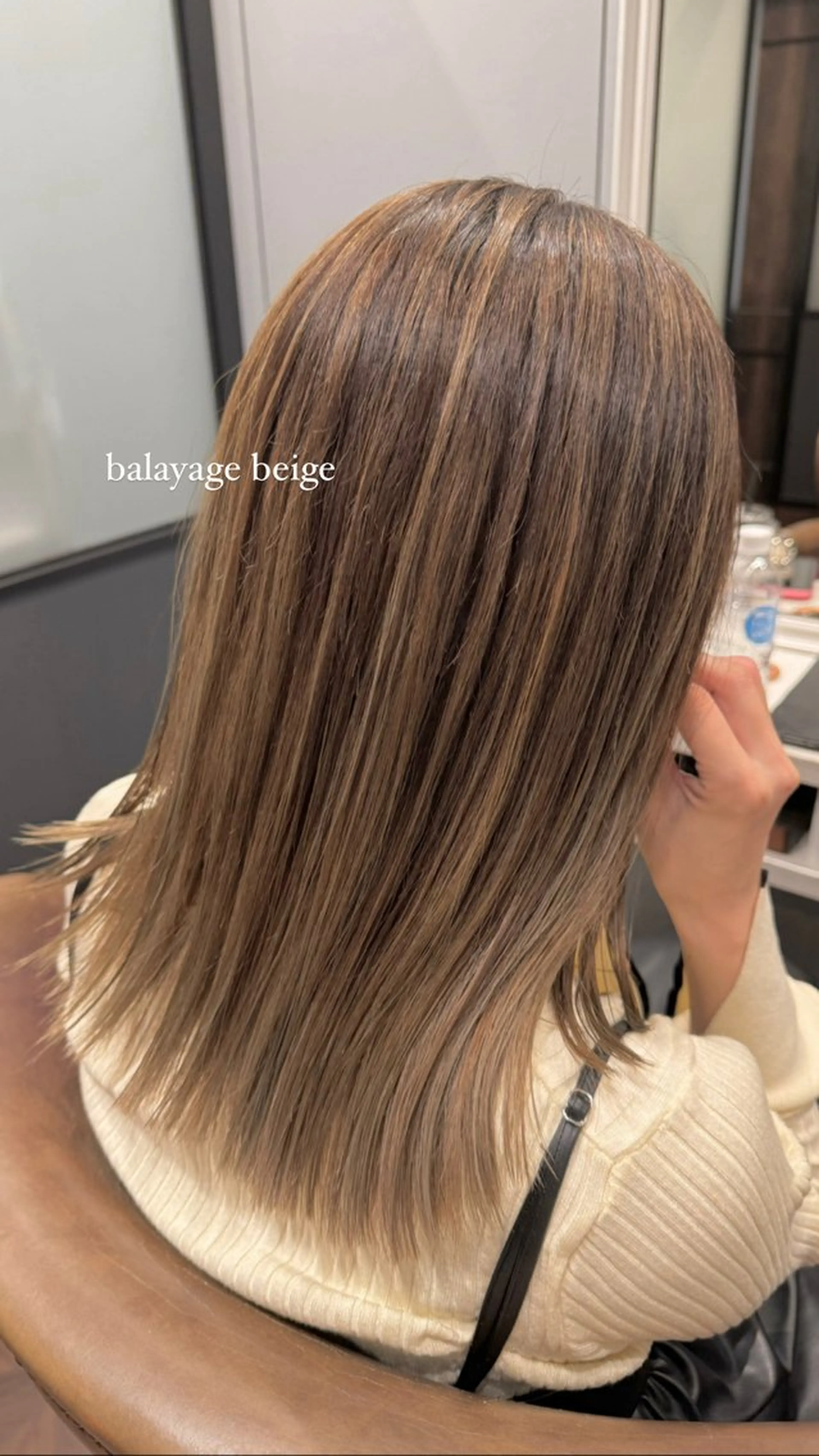 セミロング カラー カット ヘアカラー トリートメント 大川 美優のヘアスタイル