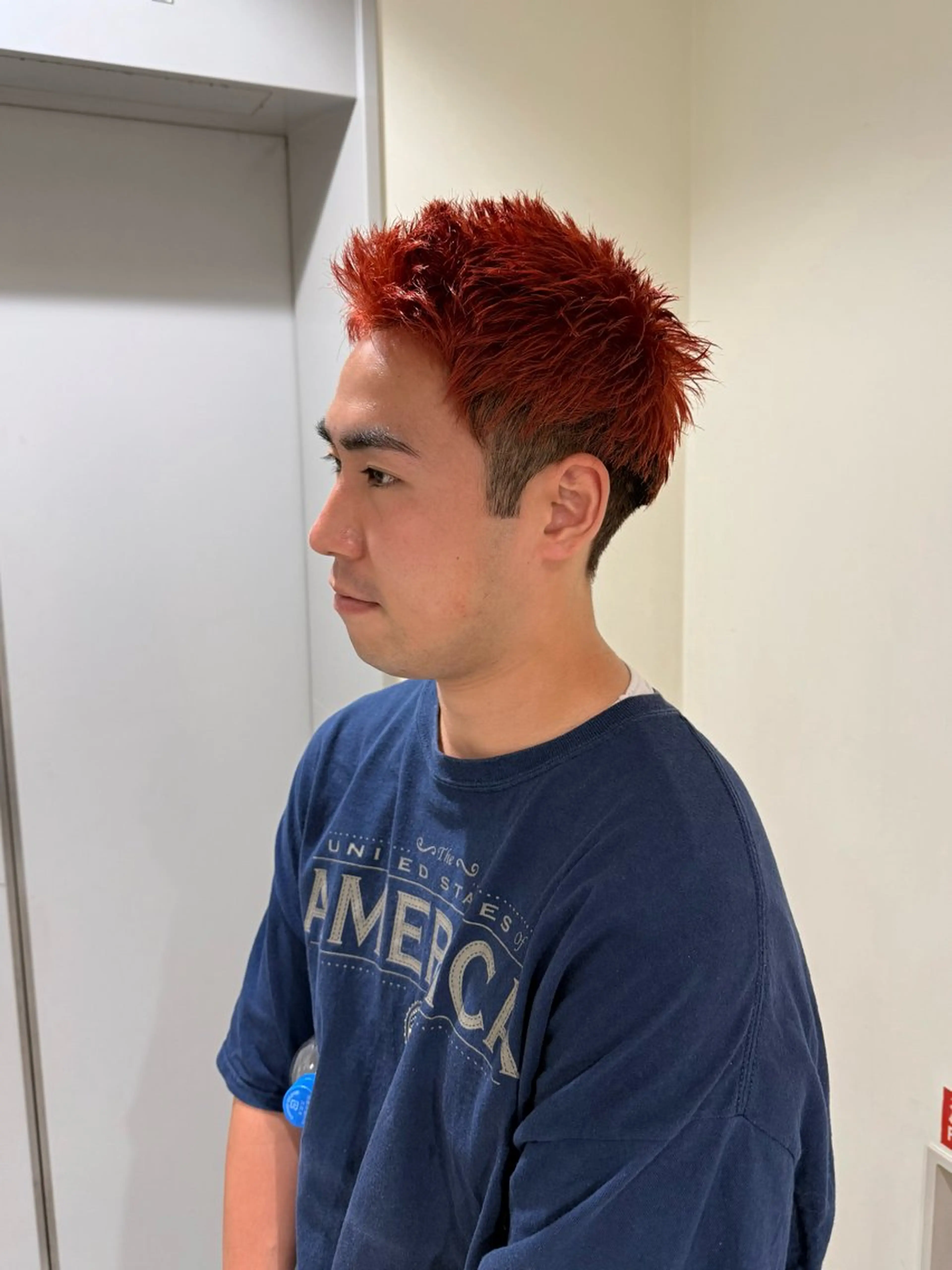 ショート カラー メンズ カット ヘアカラー トリートメント ハイトーンレイヤー 顔まわりSOTAのヘアスタイル