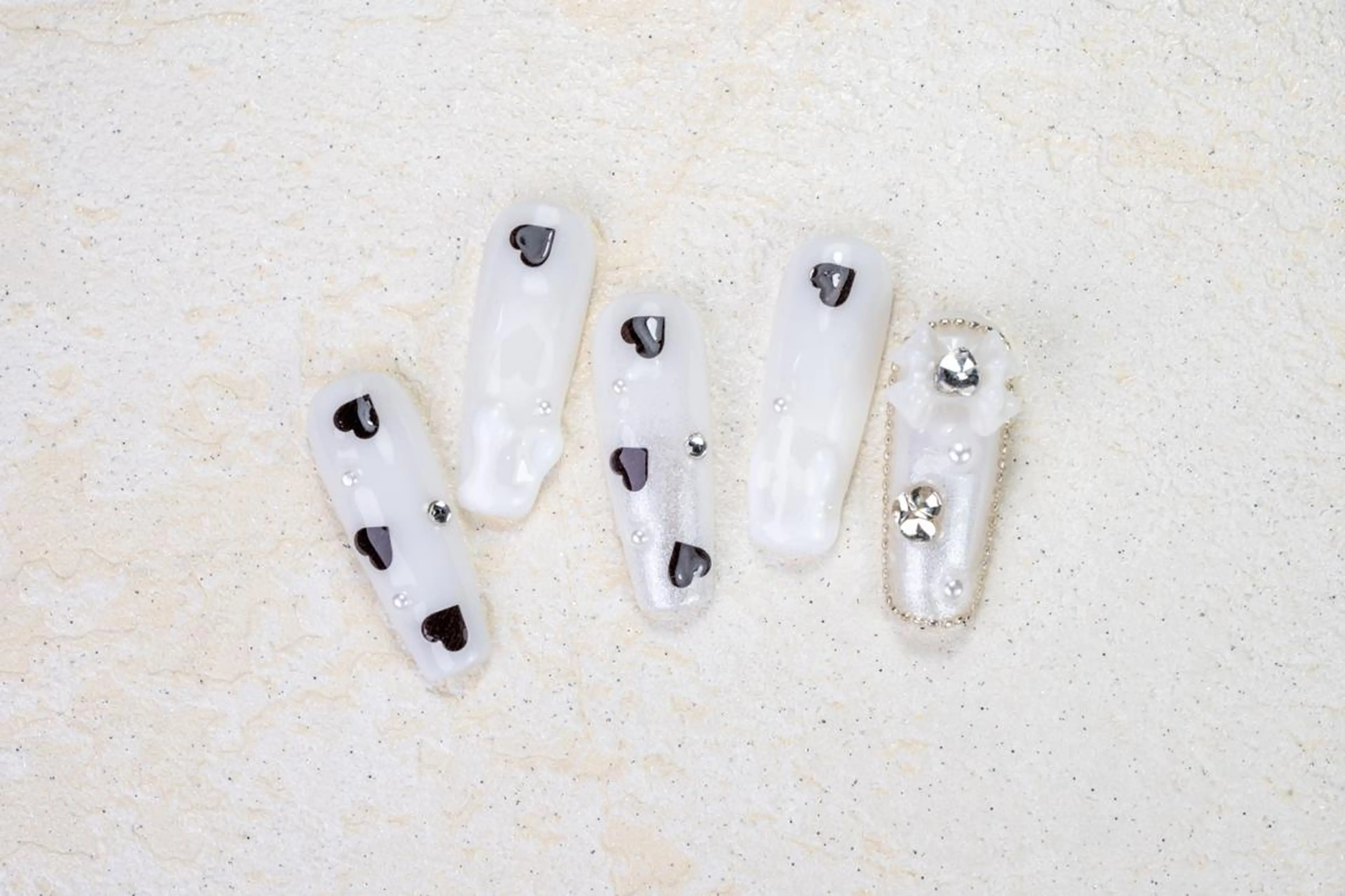 ネイル ハロウィン ロングネイル マグネットネイル スカルプネイル ネイルチップ Mss えりのネイルデザイン