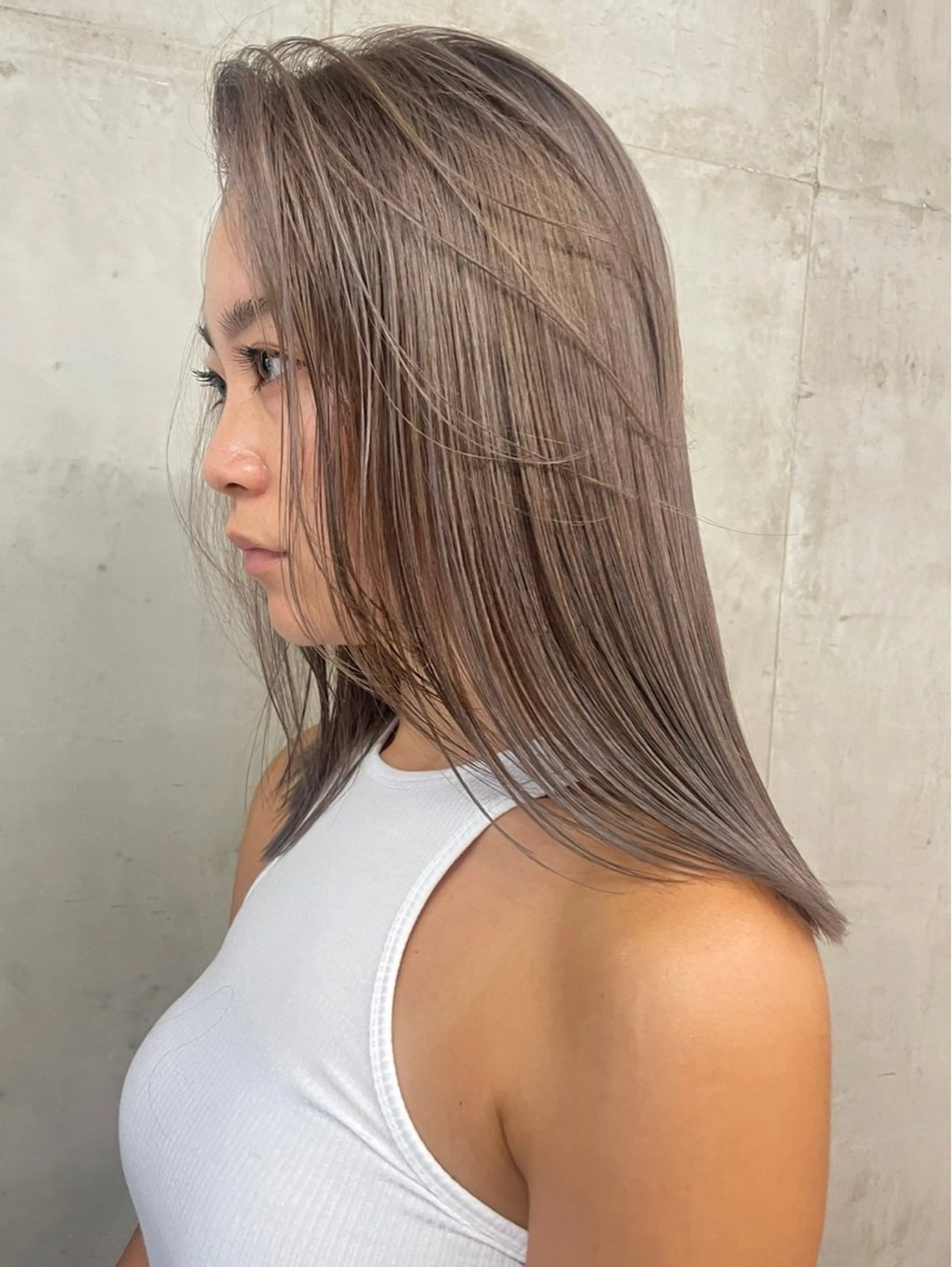 ミディアム 顔周りカット SALT WATER所属・🫐 𝐌𝐚𝐨 🫐似合わせcutのヘアスタイル