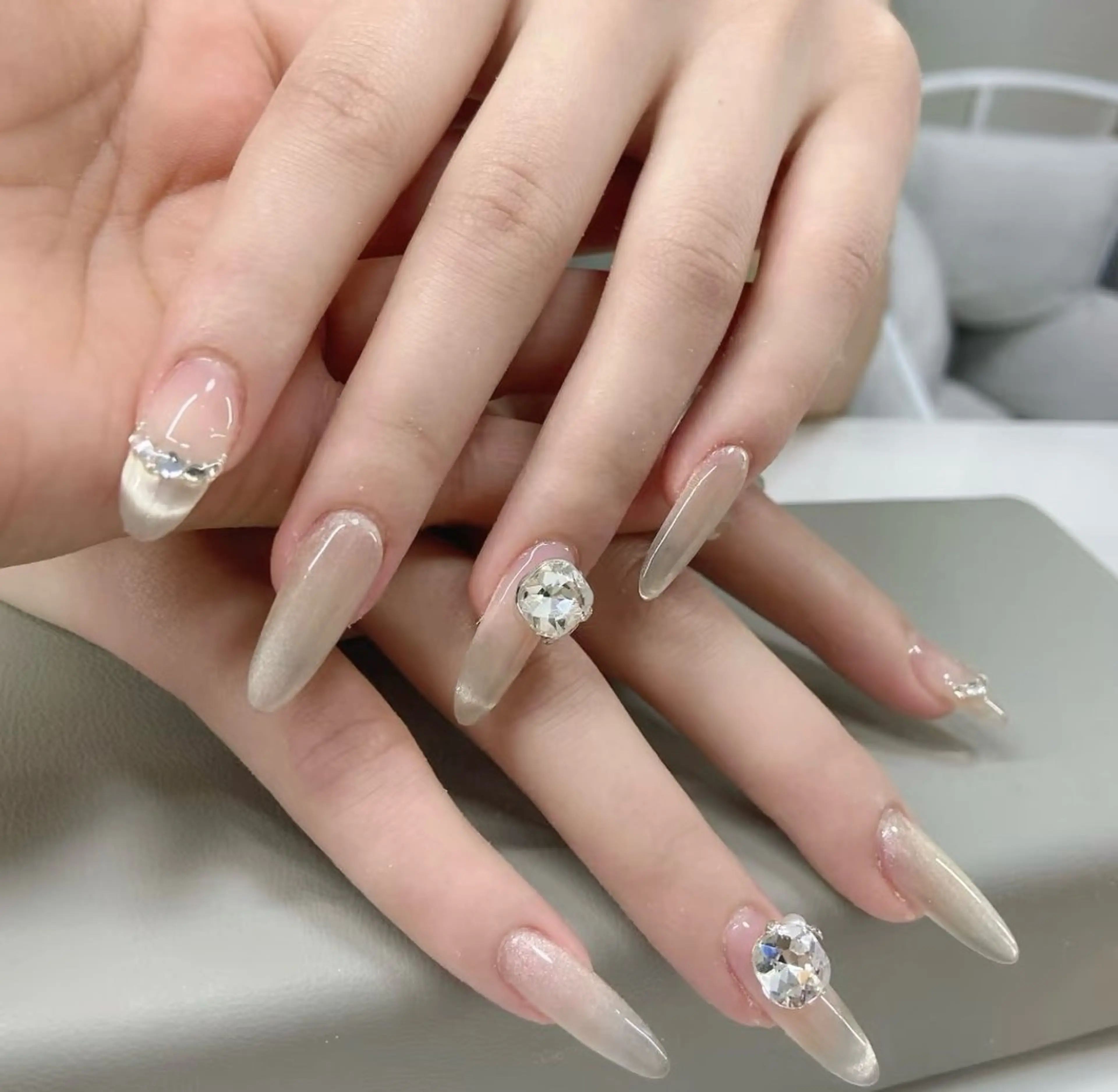 ネイル 高木 維麗絲のネイルデザイン