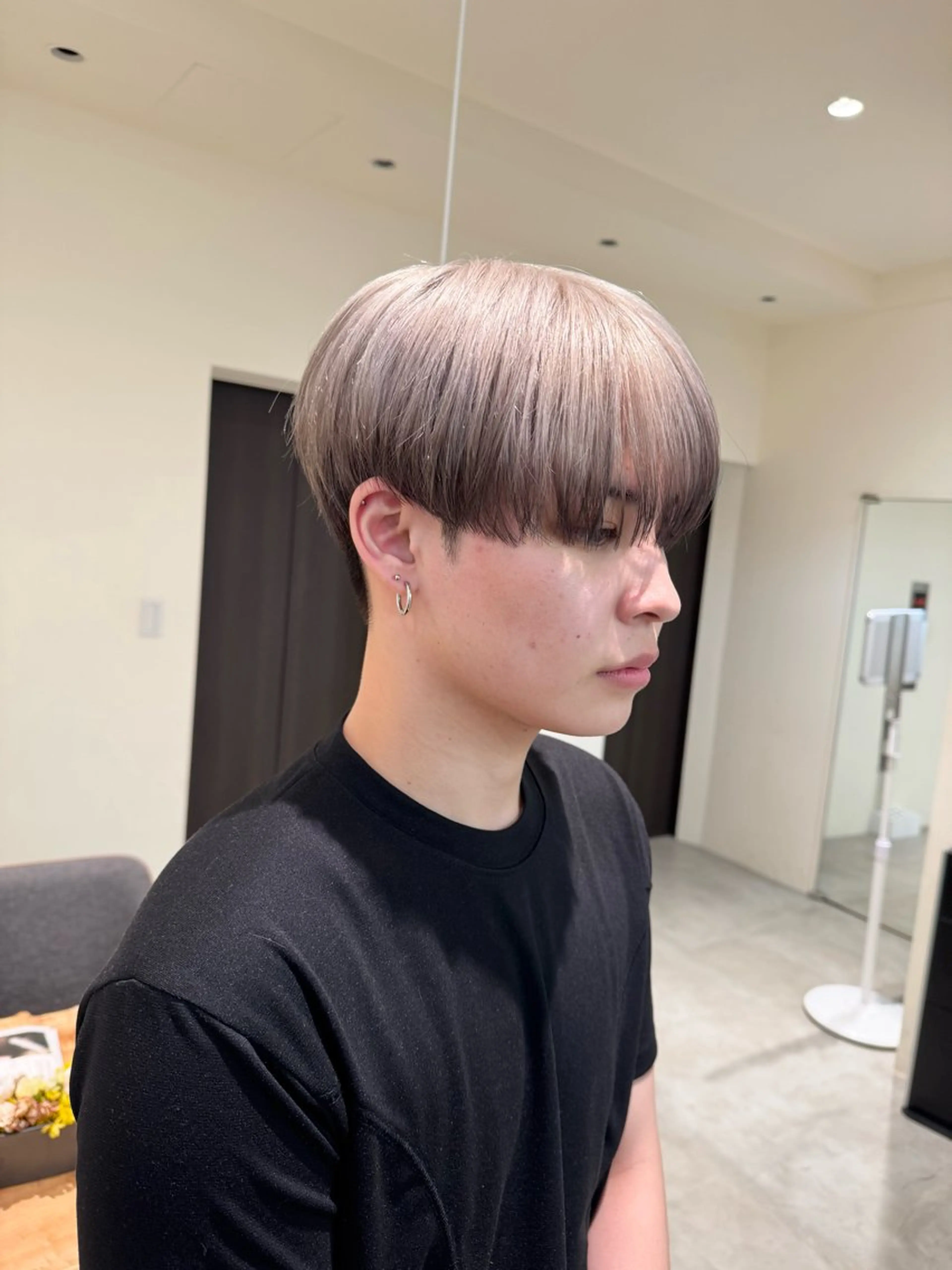 ロング i.GINZA所属・ハイトーン/透明感 カラー/レイヤーのヘアスタイル