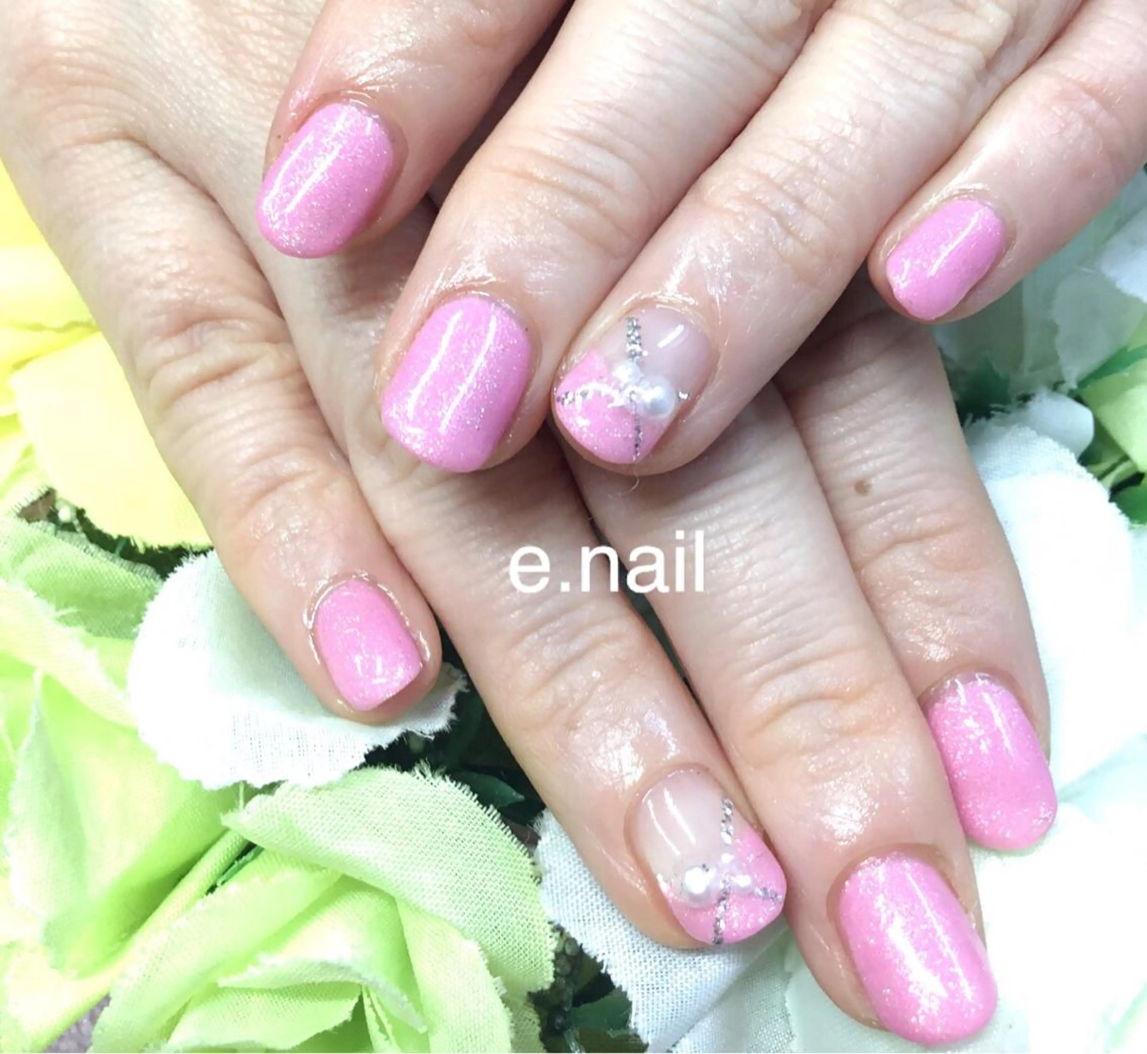 ネイル e.nail所属・和賀井 恵理のネイルデザイン