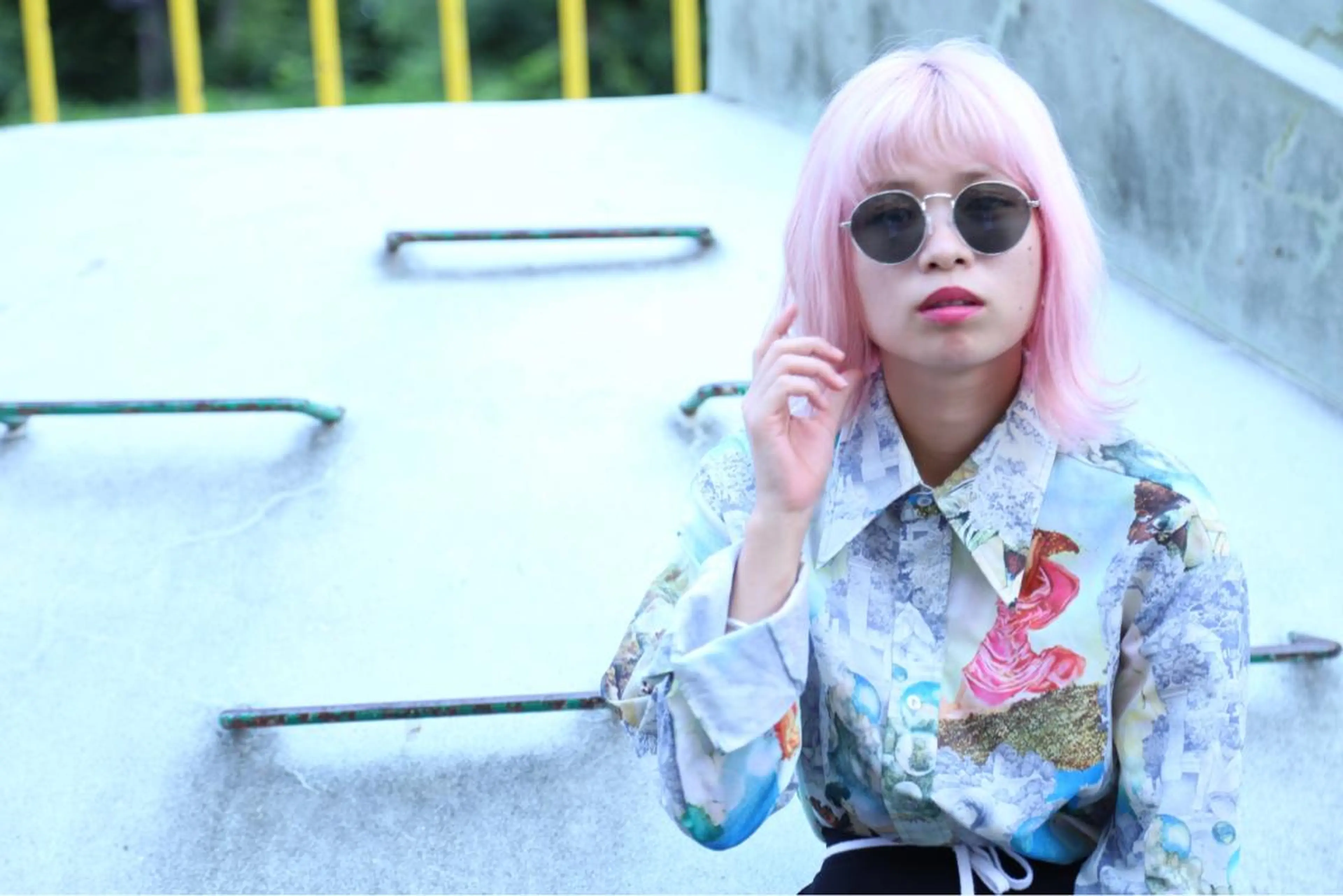 ミディアム セミロング カラー 透明感カラー ヨシダ トオルのヘアスタイル