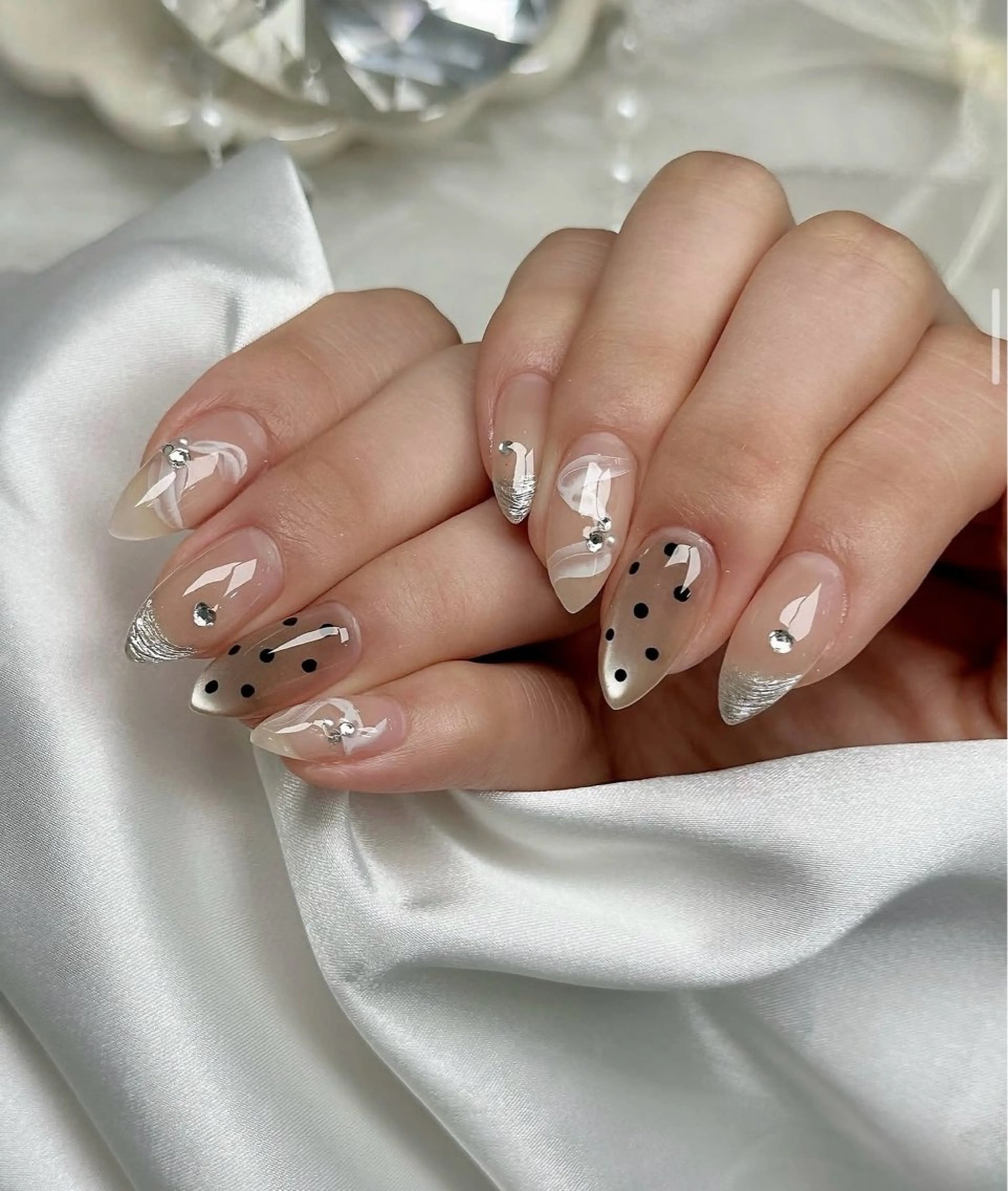 ネイル NailSalon✨ Écrinエクランのネイルデザイン