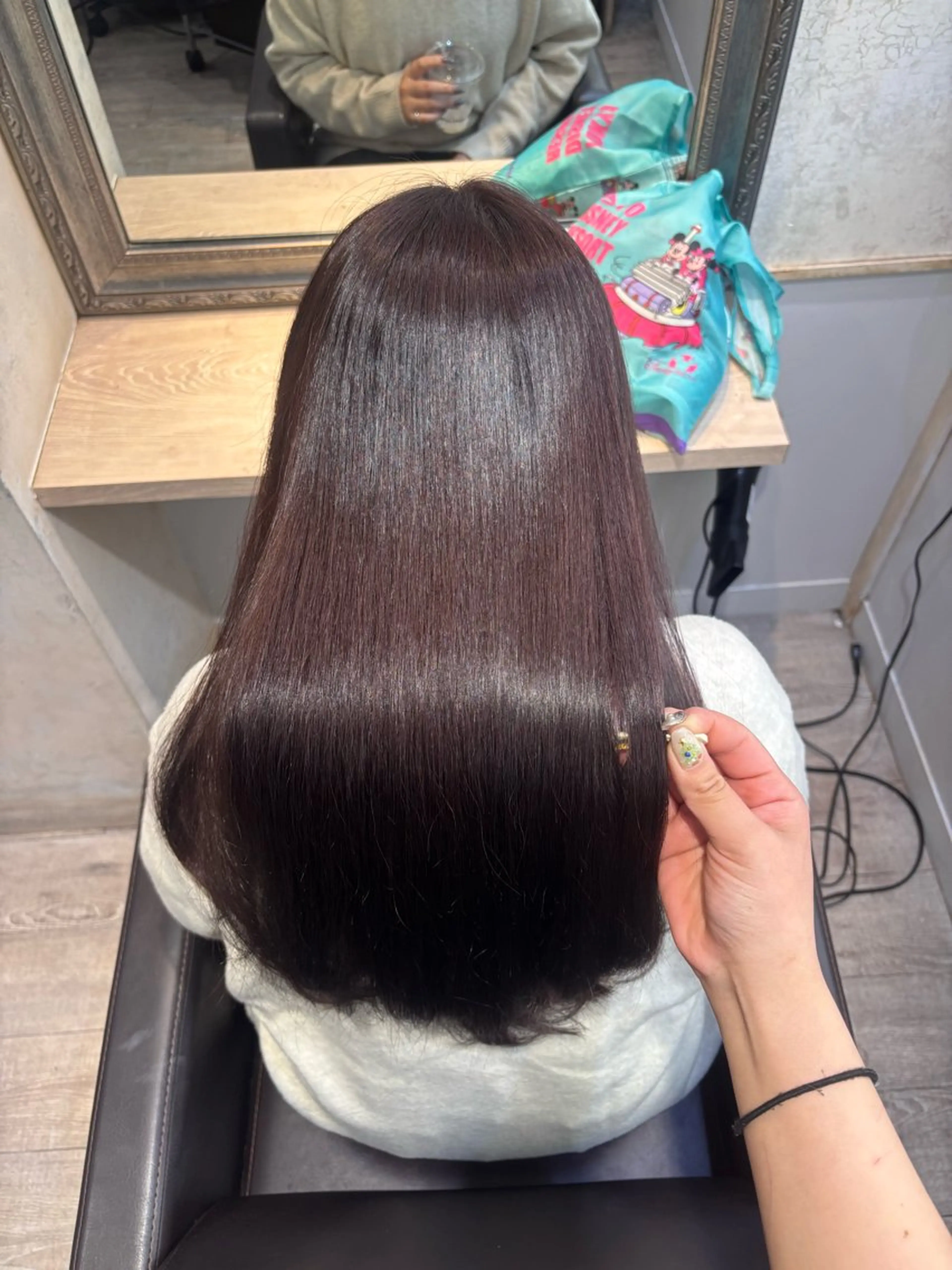 ロング 卒業式のヘアスタイル トリートメント ヘアカラー lutia/ momoka⠀のヘアスタイル