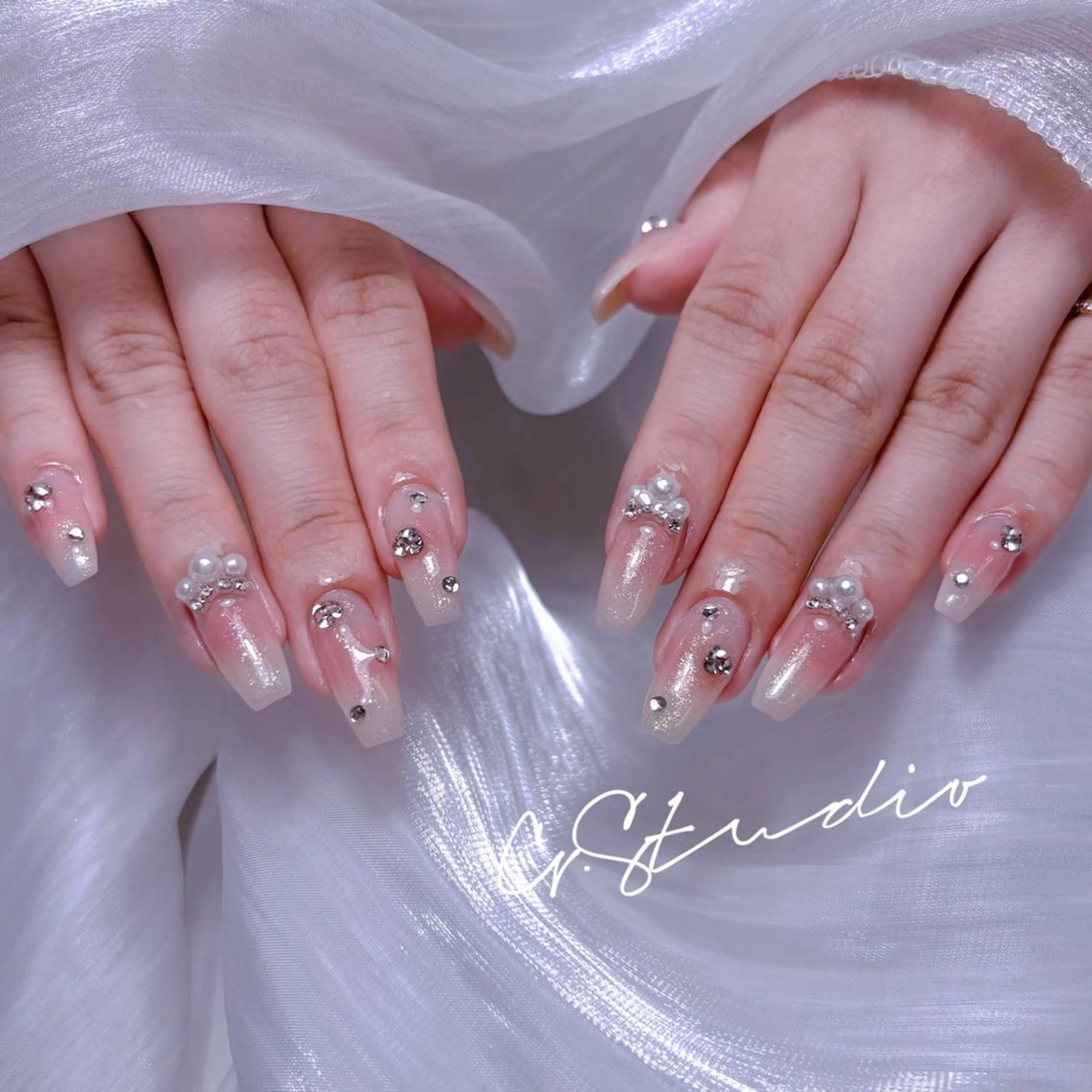 ネイル ハンドネイル ハンドケア レ イのネイルデザイン