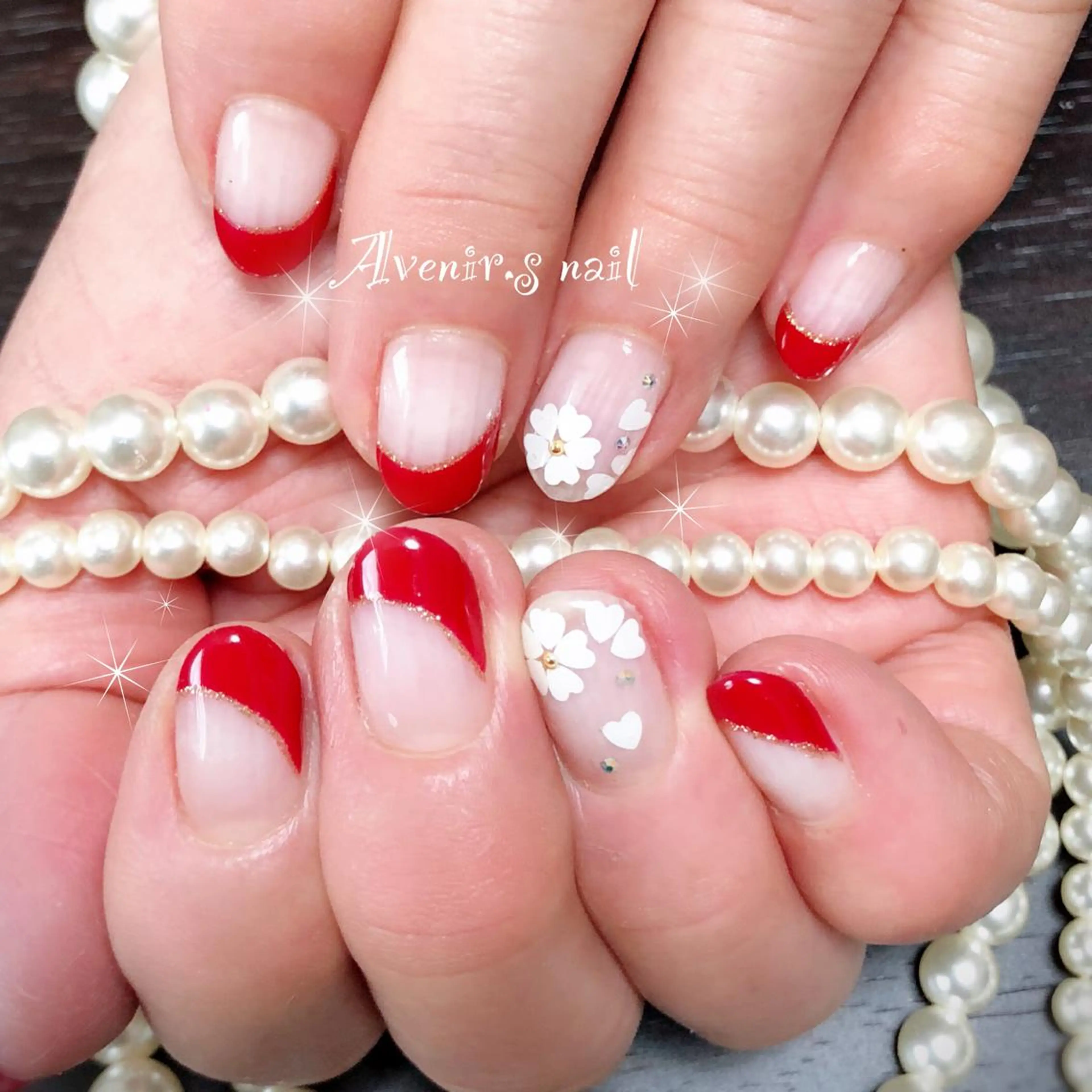 ネイル ハート ホログラムネイル Home Salon Avenir.のネイルデザイン