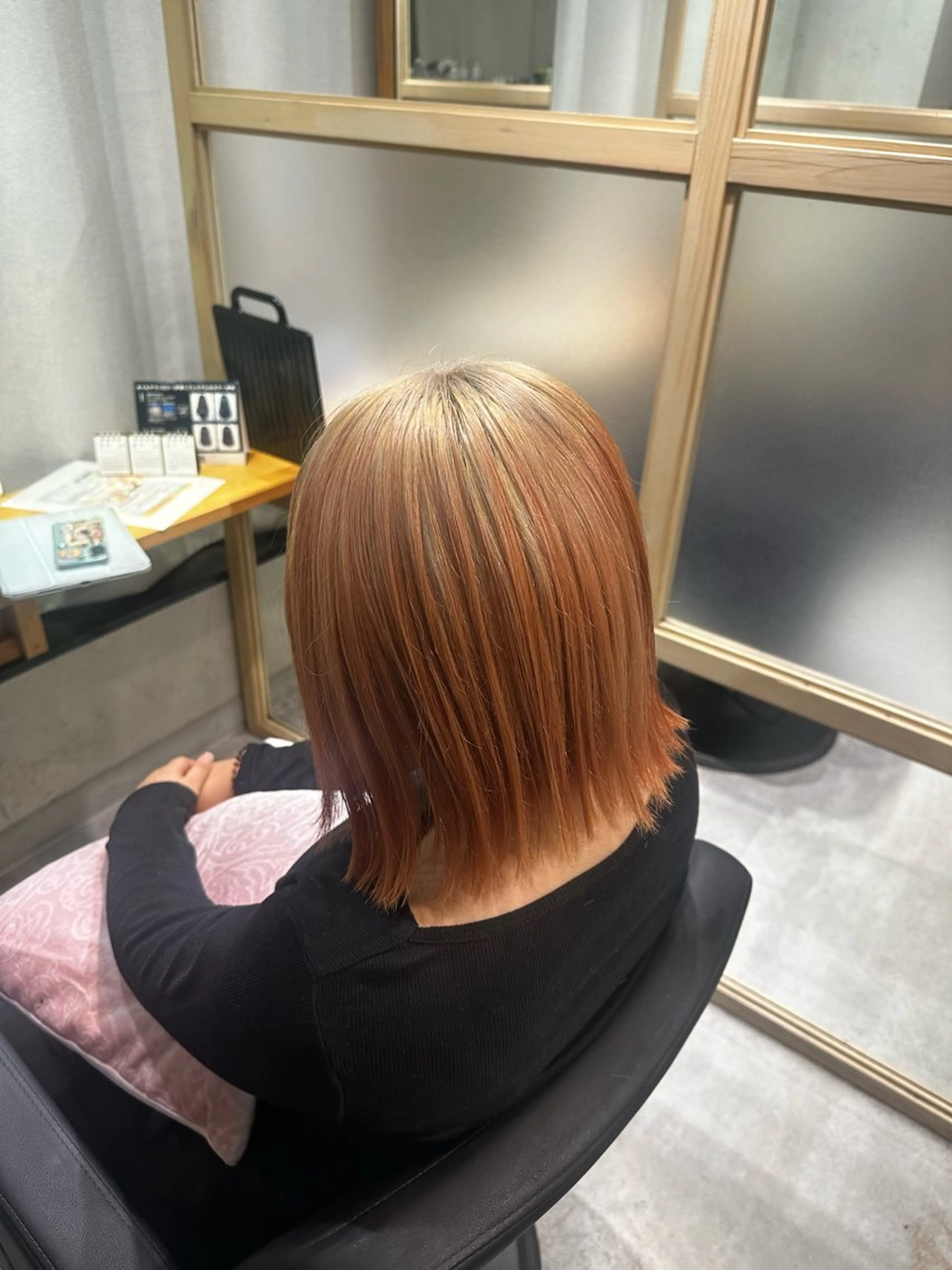 セミロング カラー デザインカラー カット ヘアカラー トリートメント JOS所属・上野/エフェクトブリ ーチ✂︎touiのヘアスタイル