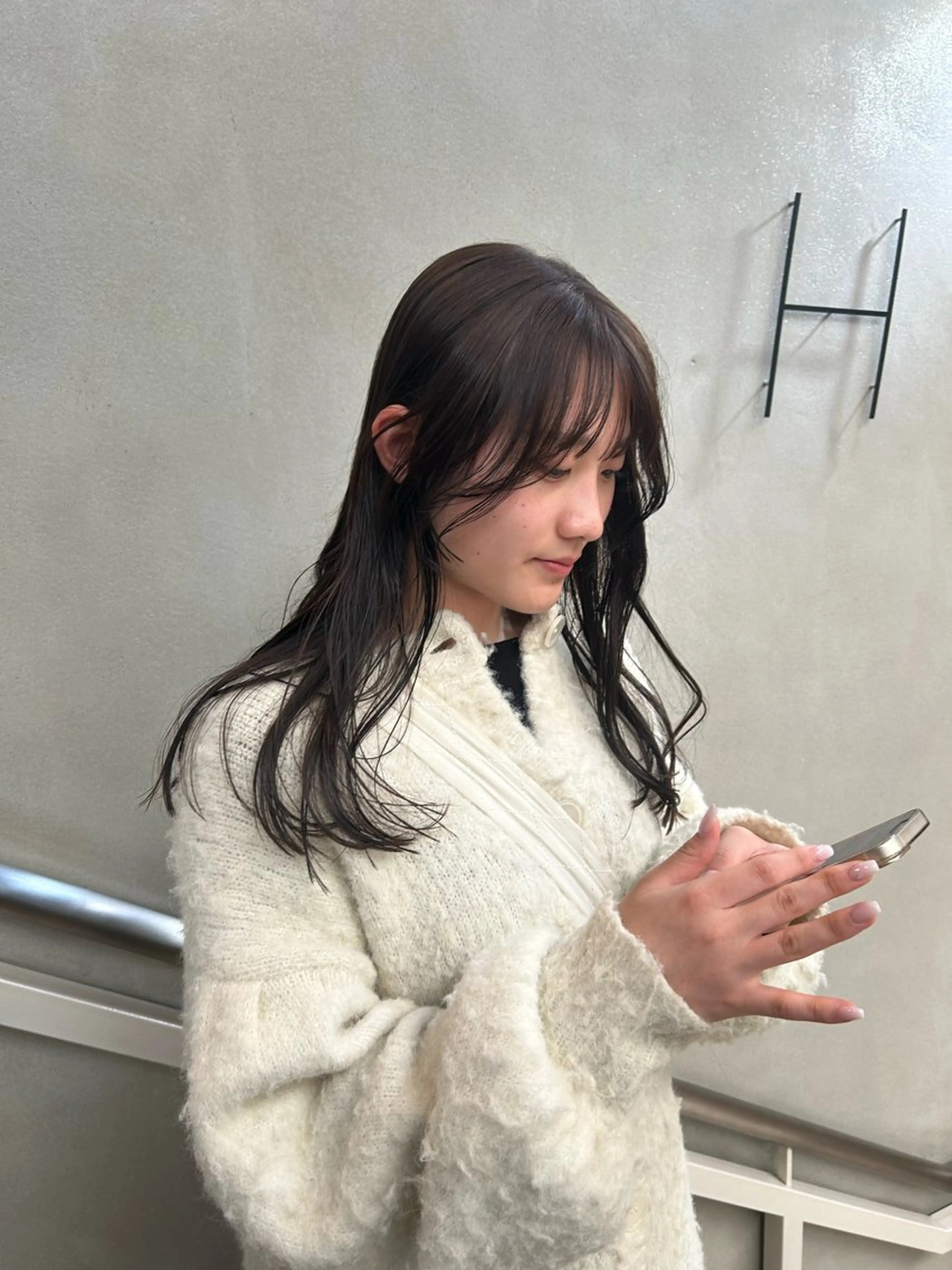 セミロング カラー 艶髪に✧ / 透明感 カラー / 冨成のヘアスタイル