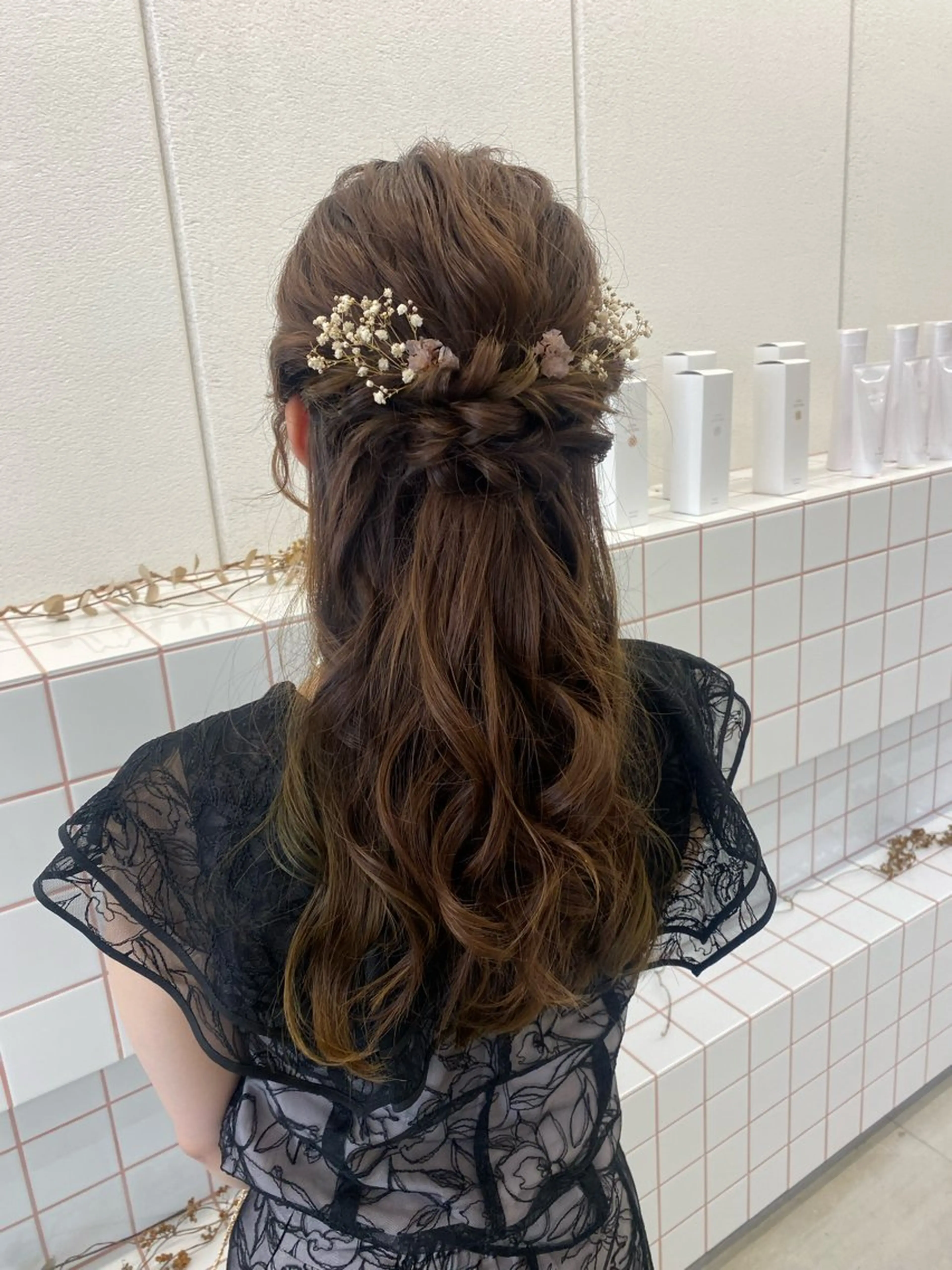 ロング カラー ヘアアレンジ ハーフアップ ヘアカラー トリートメント ヘアセット NIKO/名古屋/ 伏見/花屋併設のヘアスタイル