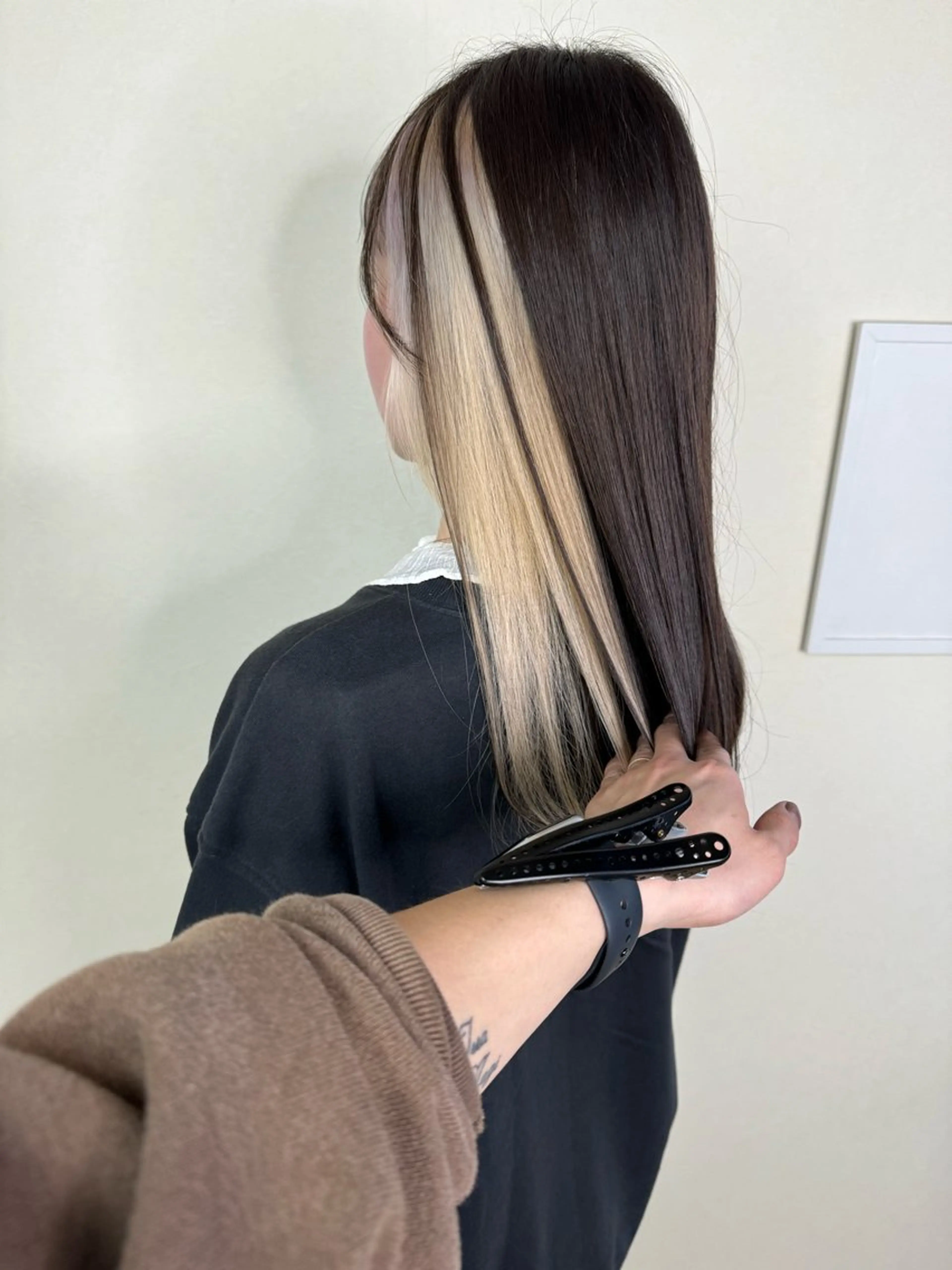 ロング カラー ブロンド インナーカラー カット ヘアカラー トリートメント ハイライトカラー✨ グレージュ✨鎌倉光洋のヘアスタイル