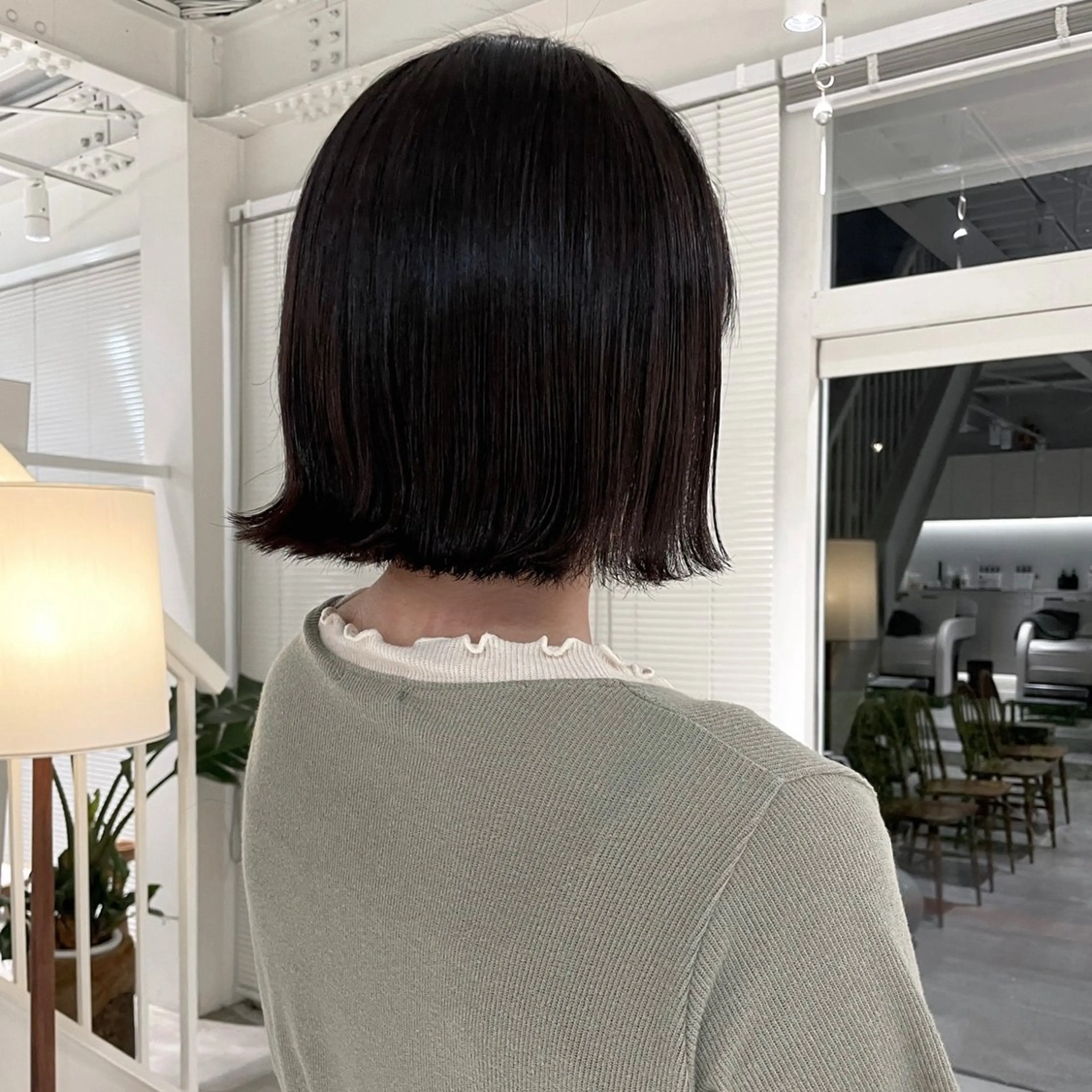 ミディアム カラー 縮毛矯正 林 千聖のヘアスタイル