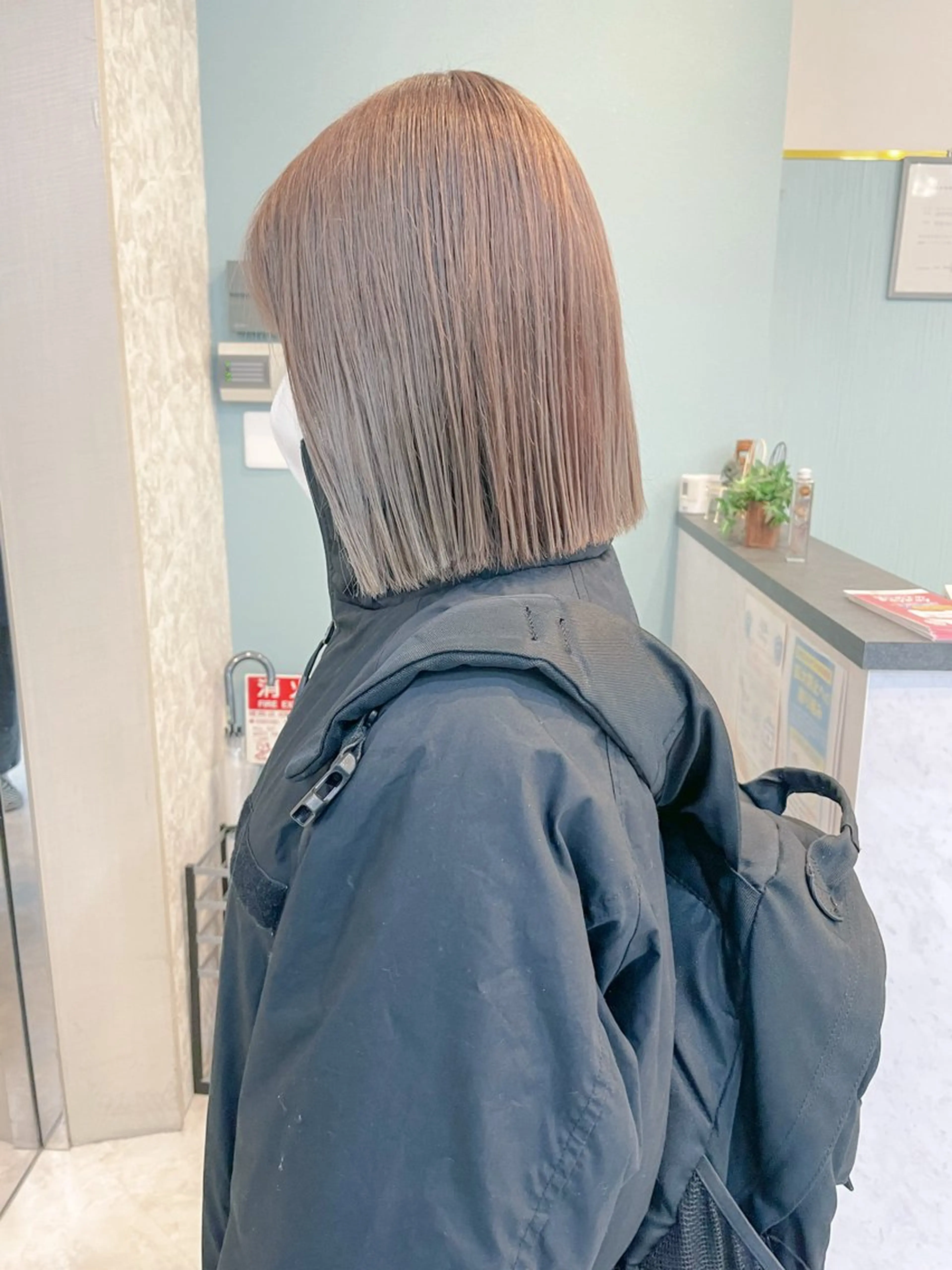 《透明感×ツヤ感UP》カット＋ケアカラー＋内部補修トリートメントの写真