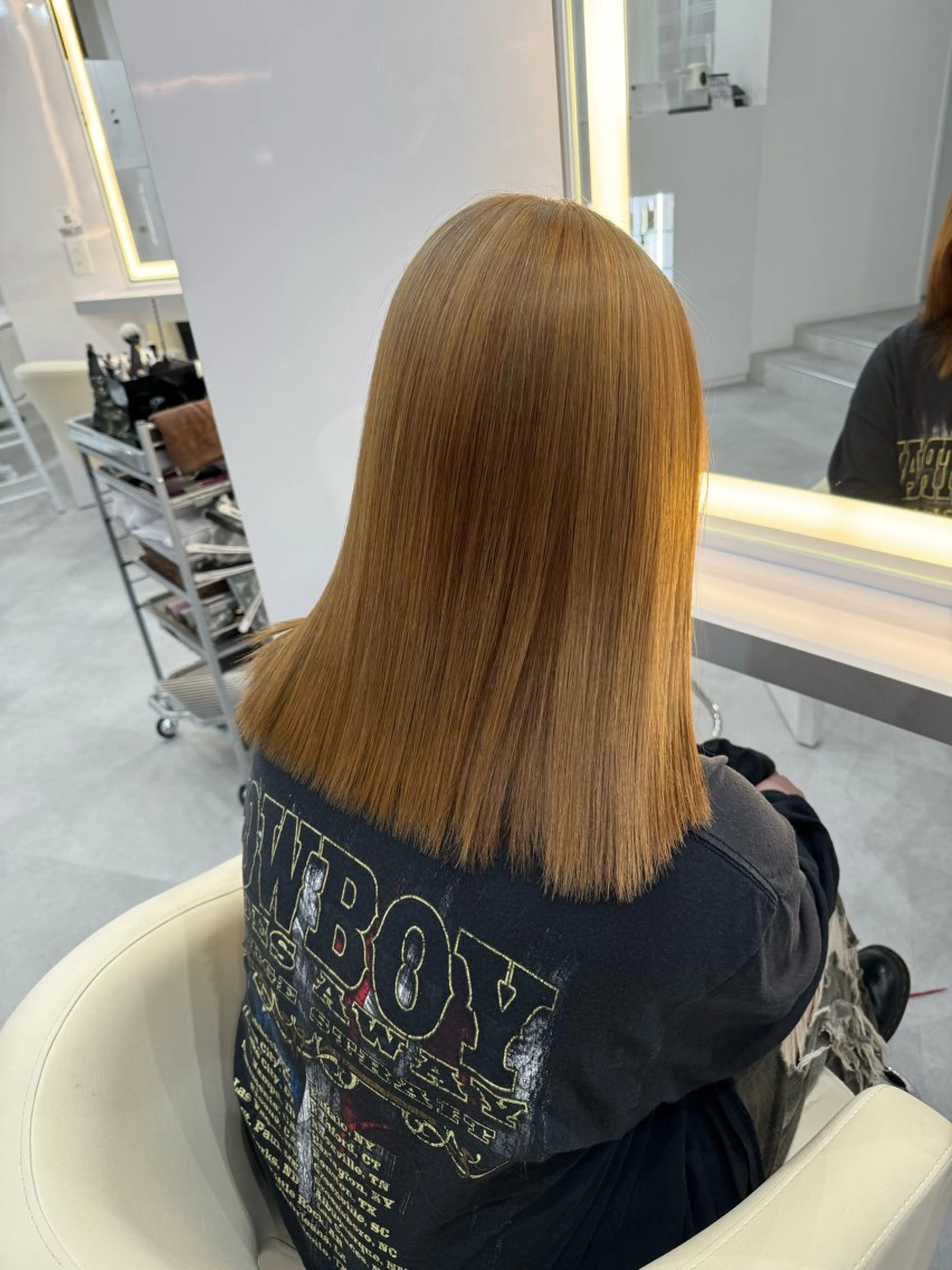 ミディアム ヘアカラー 山下 光太郎のヘアスタイル