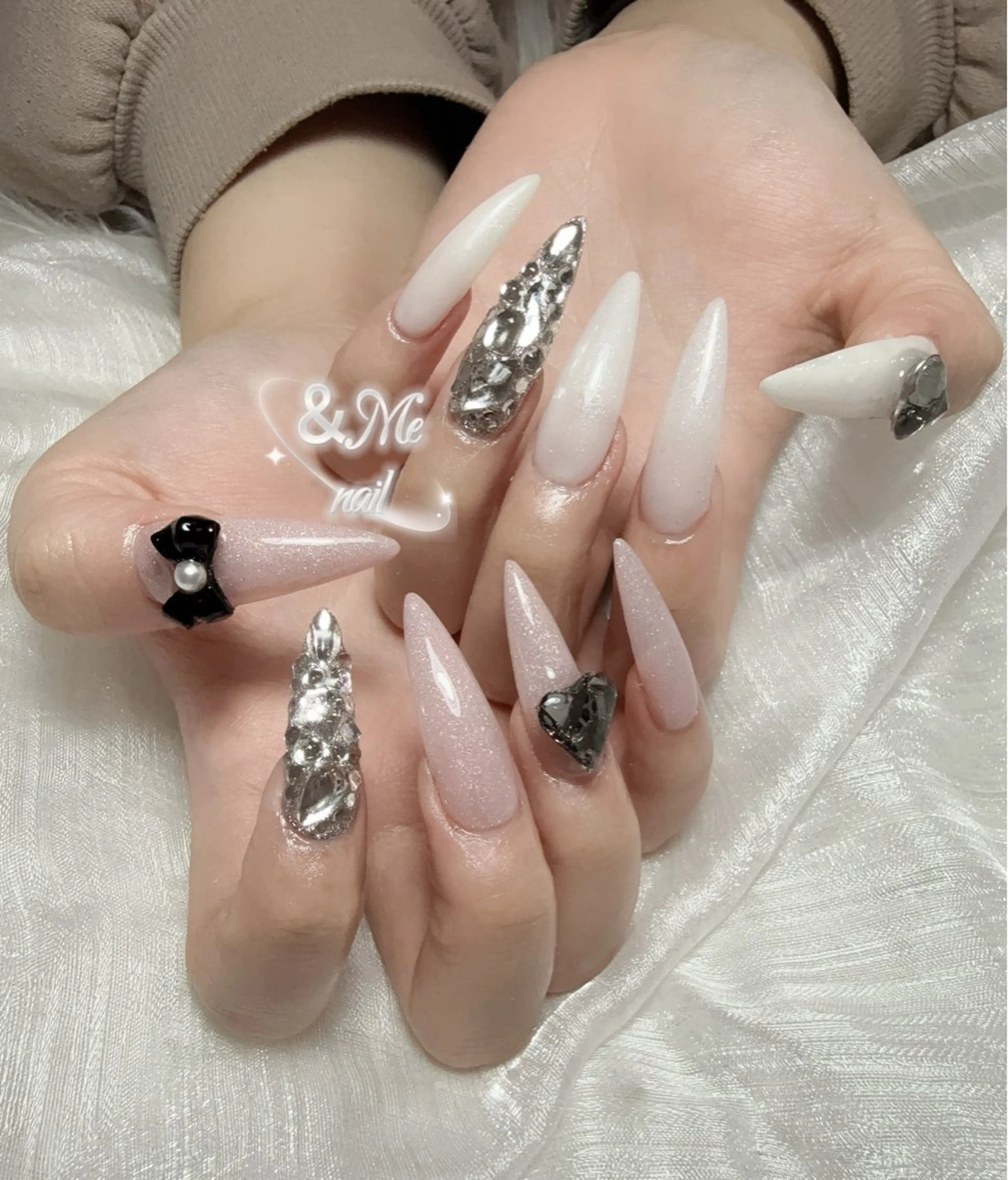 ネイル ハンドネイル &ME タカのネイルデザイン