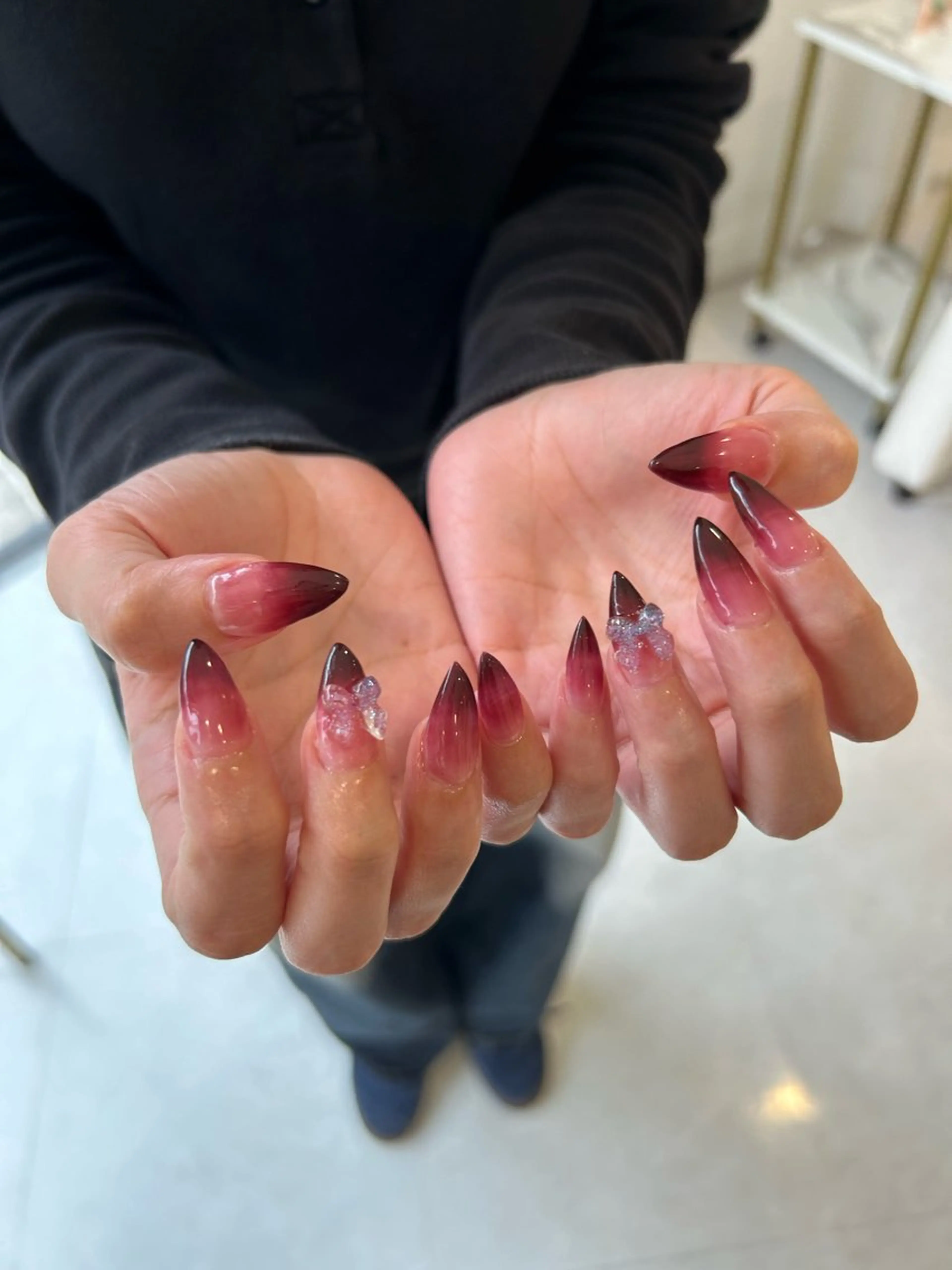 ネイル リボン ハンドネイル Uzuki ／ROCCOnailのネイルデザイン