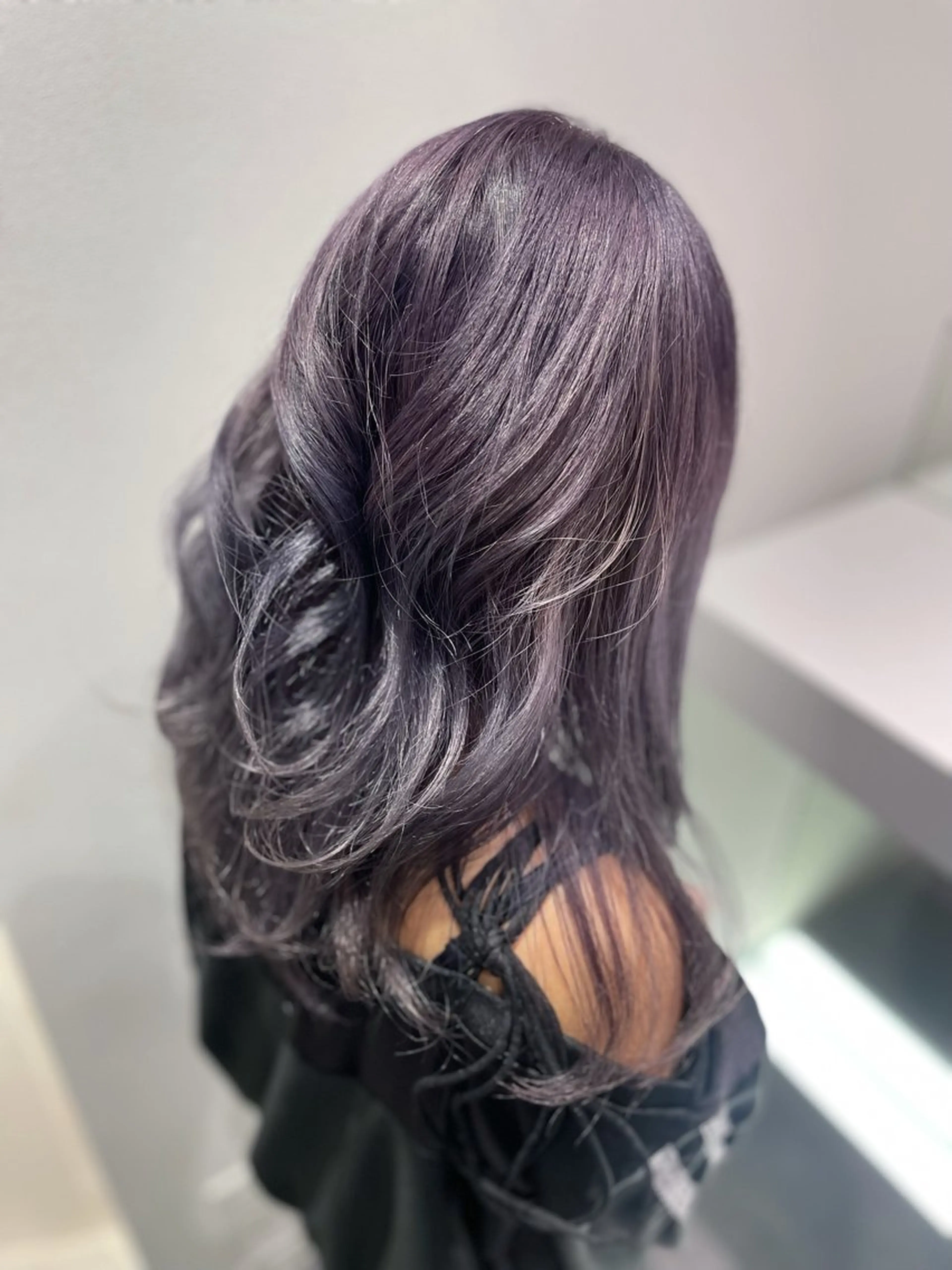 セミロング カラー 佐野 えり奈のヘアスタイル