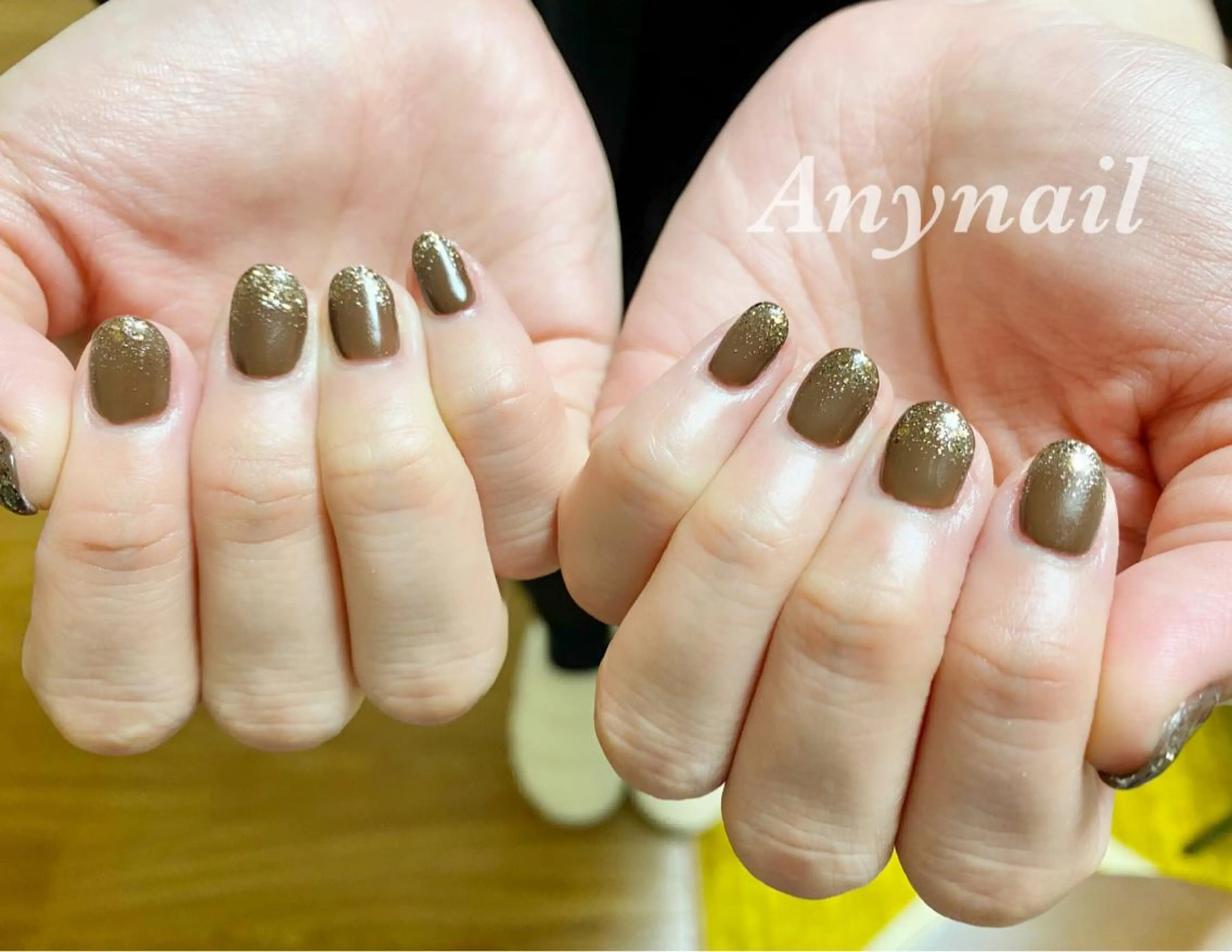 ネイル ブラウン ラメ(グリッター) ワンカラーネイル ハンドネイル 岩澤 恵子のネイルデザイン