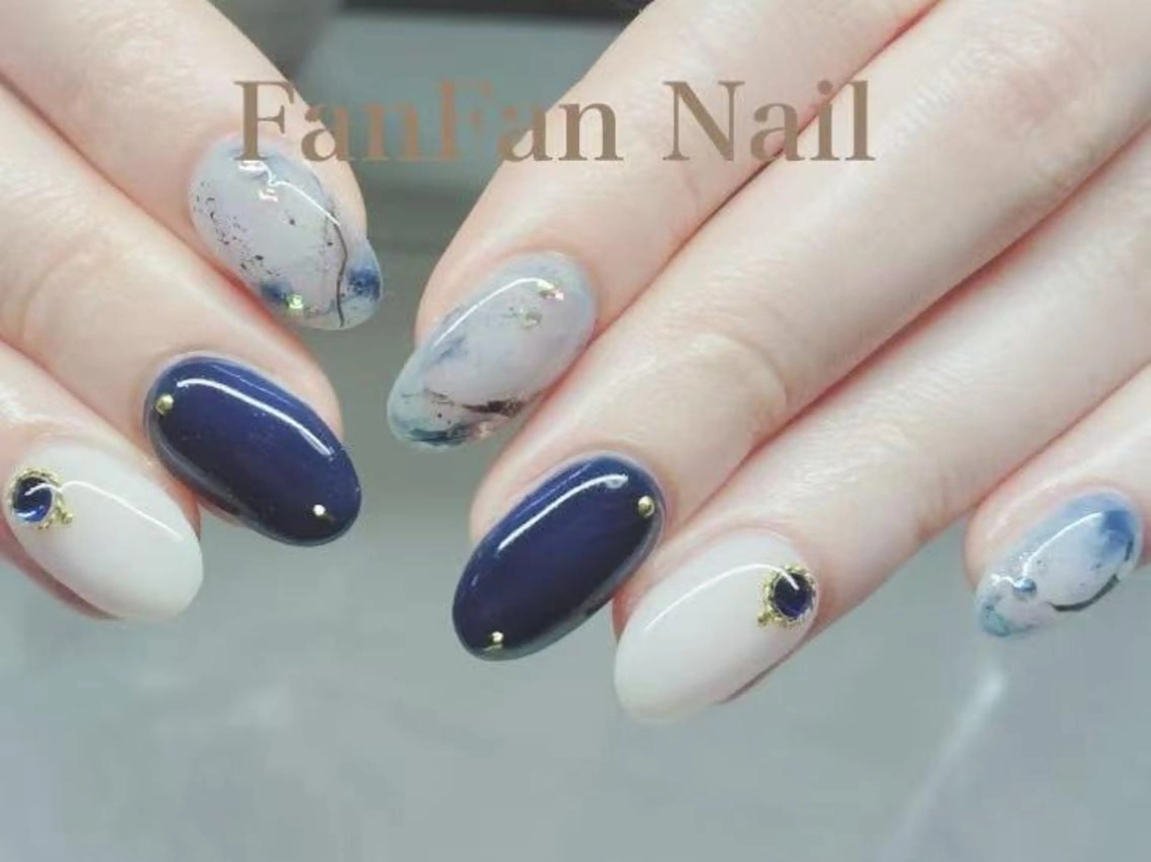 ネイル FanFan 長さ出し専門のネイルデザイン