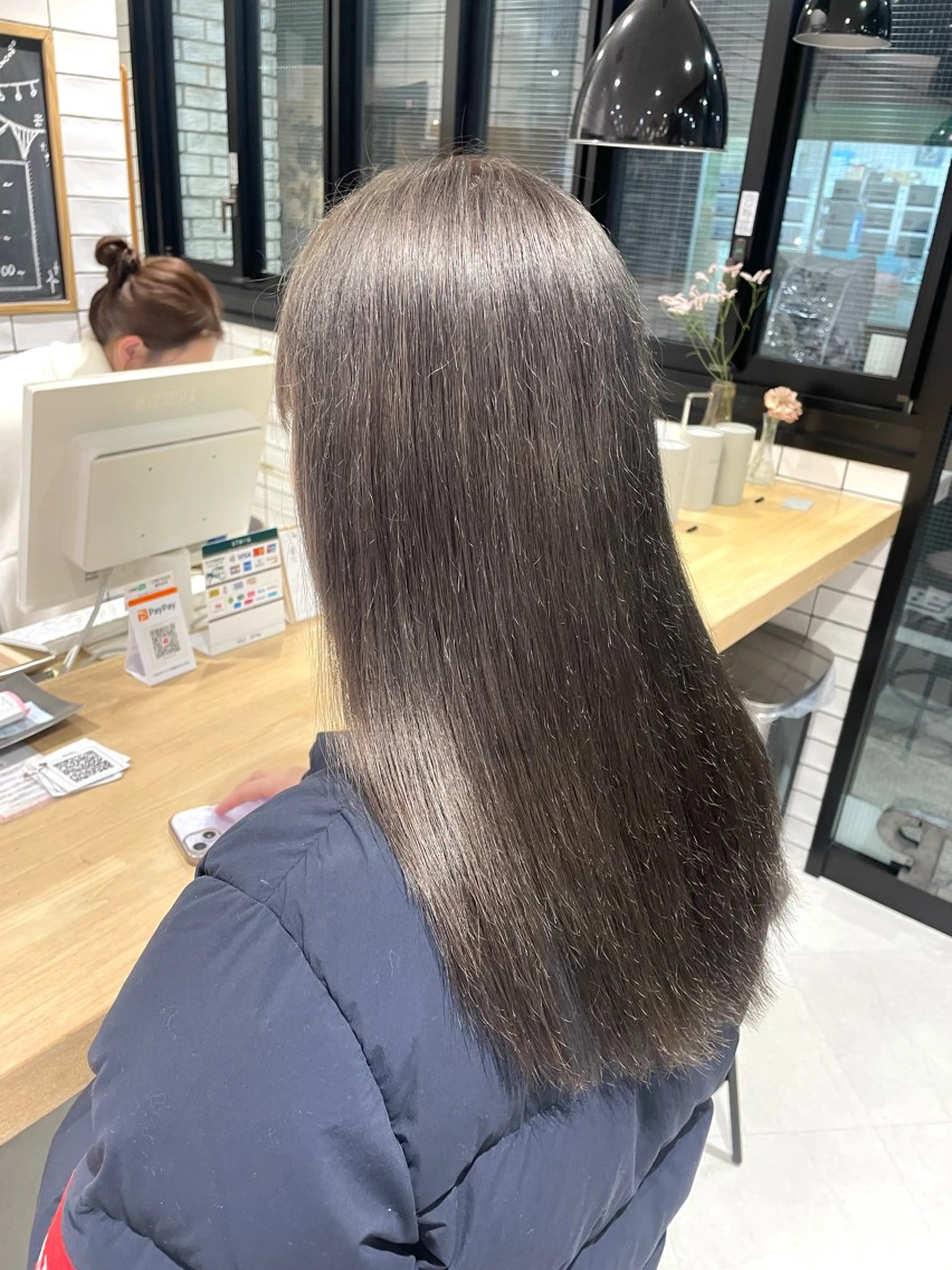 ミディアム カラー シルバー カラー/レイヤー/ 髪質改善/PAAQのヘアスタイル