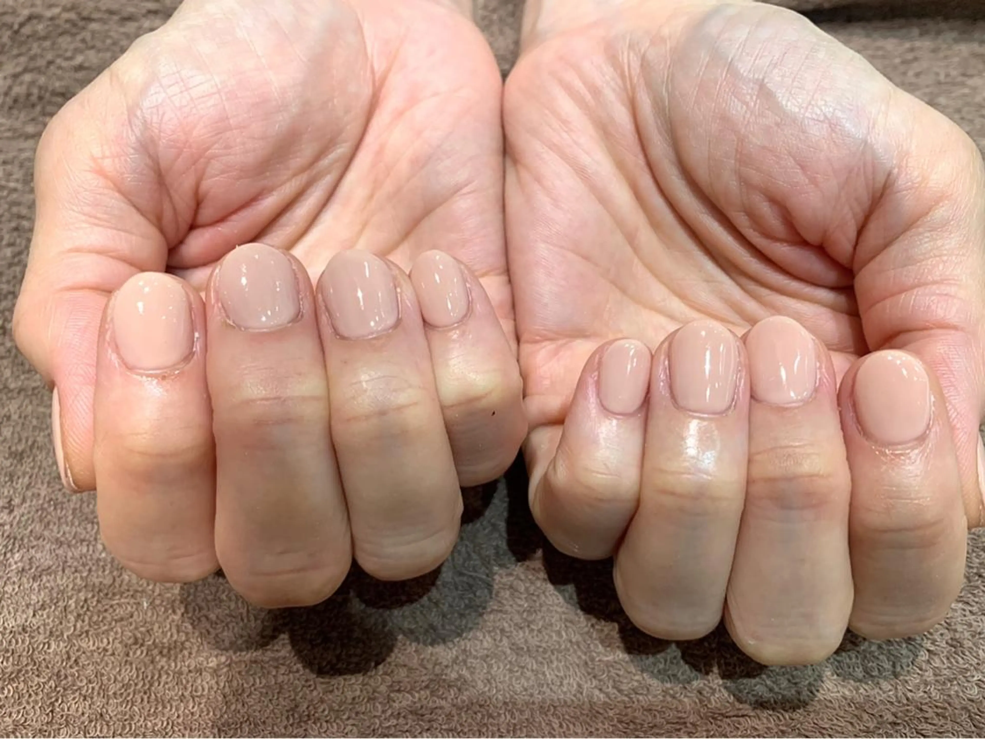 ネイル ピンク ピンクベージュ nailAVANCE akariのネイルデザイン