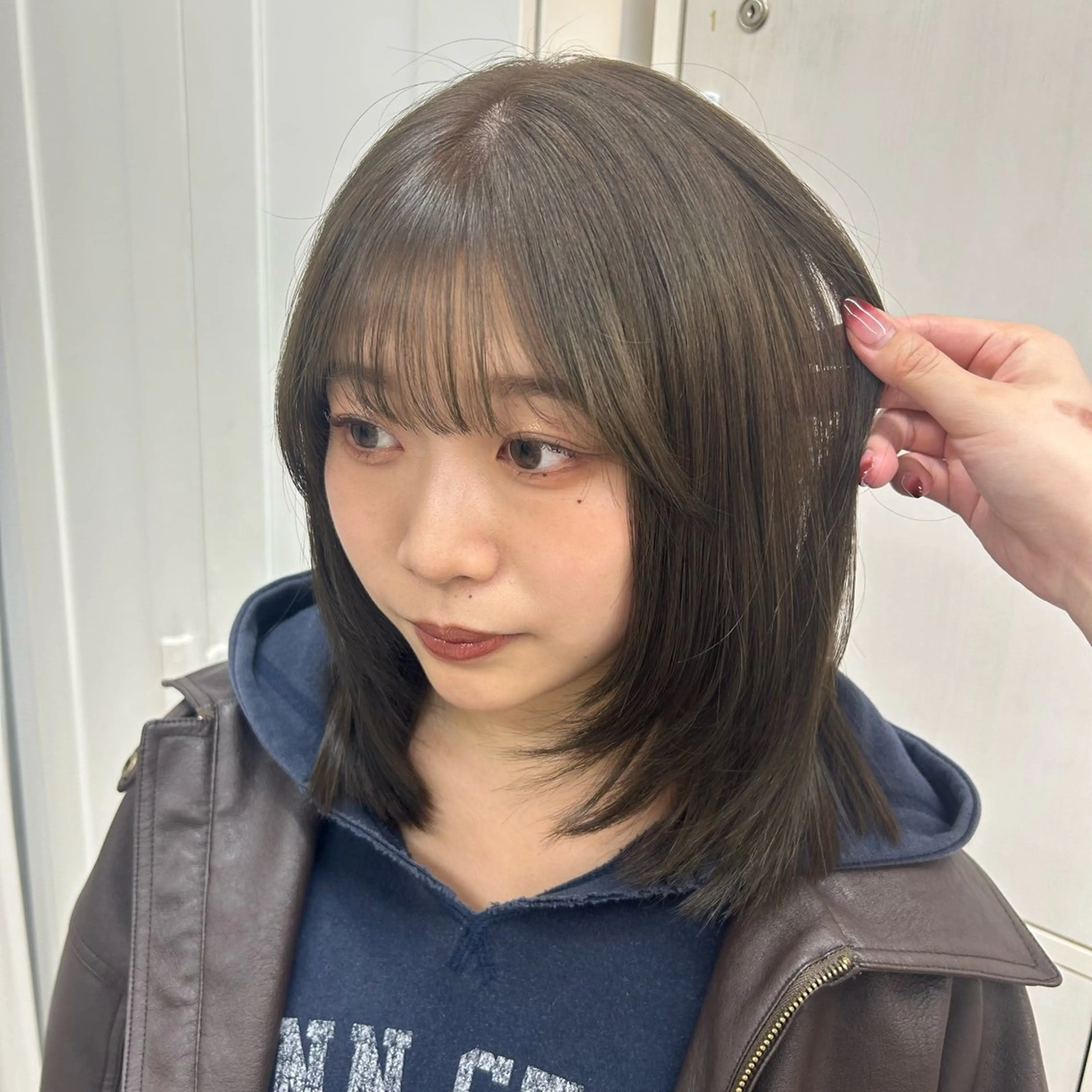 ミディアム カット ヘアカラー トリートメント Lomalia Yuuka/42🩵のヘアスタイル