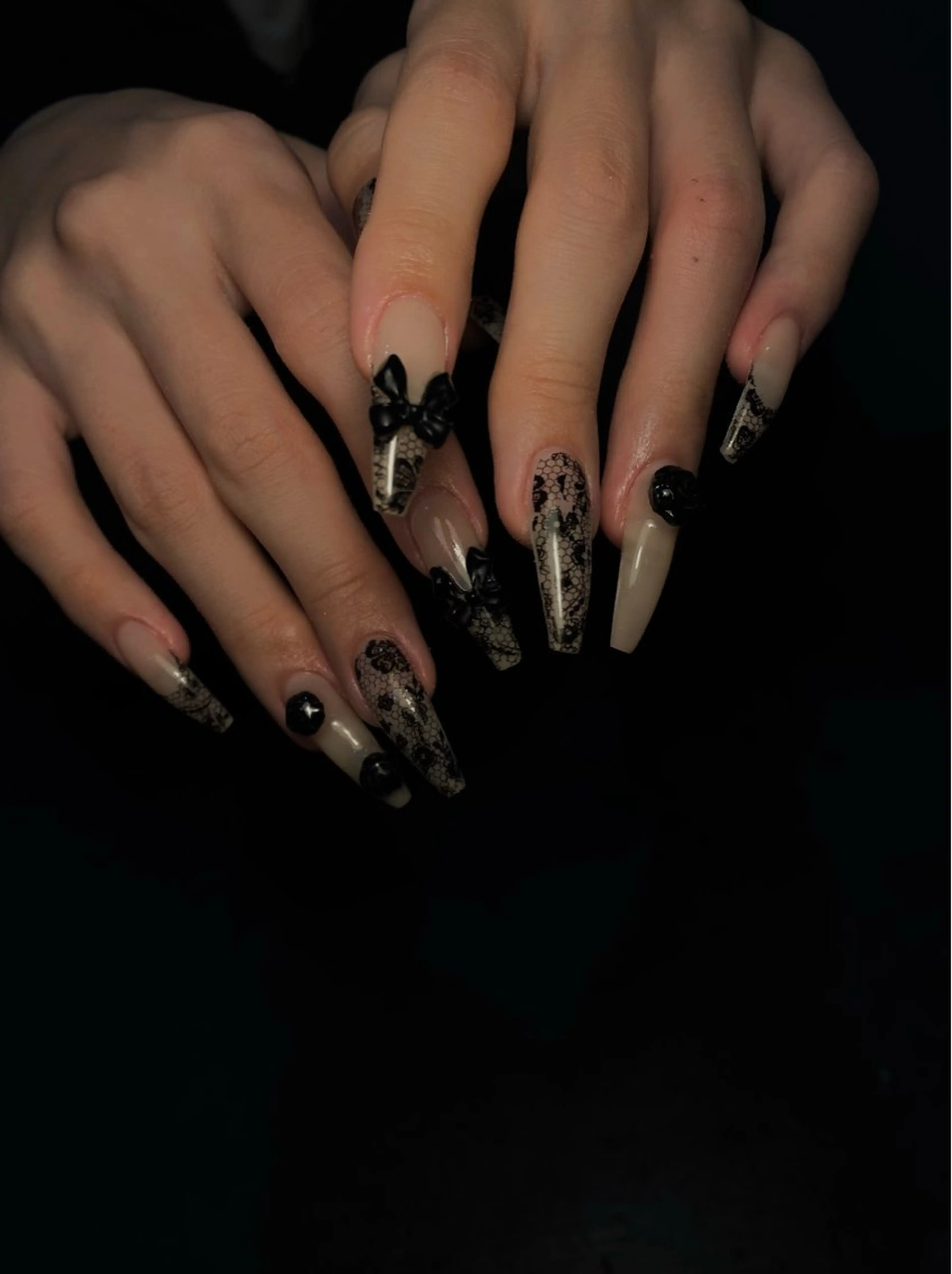 ネイル レース ハンドネイル ハンドケア NILATE所属・渡邉 あいのネイルデザイン