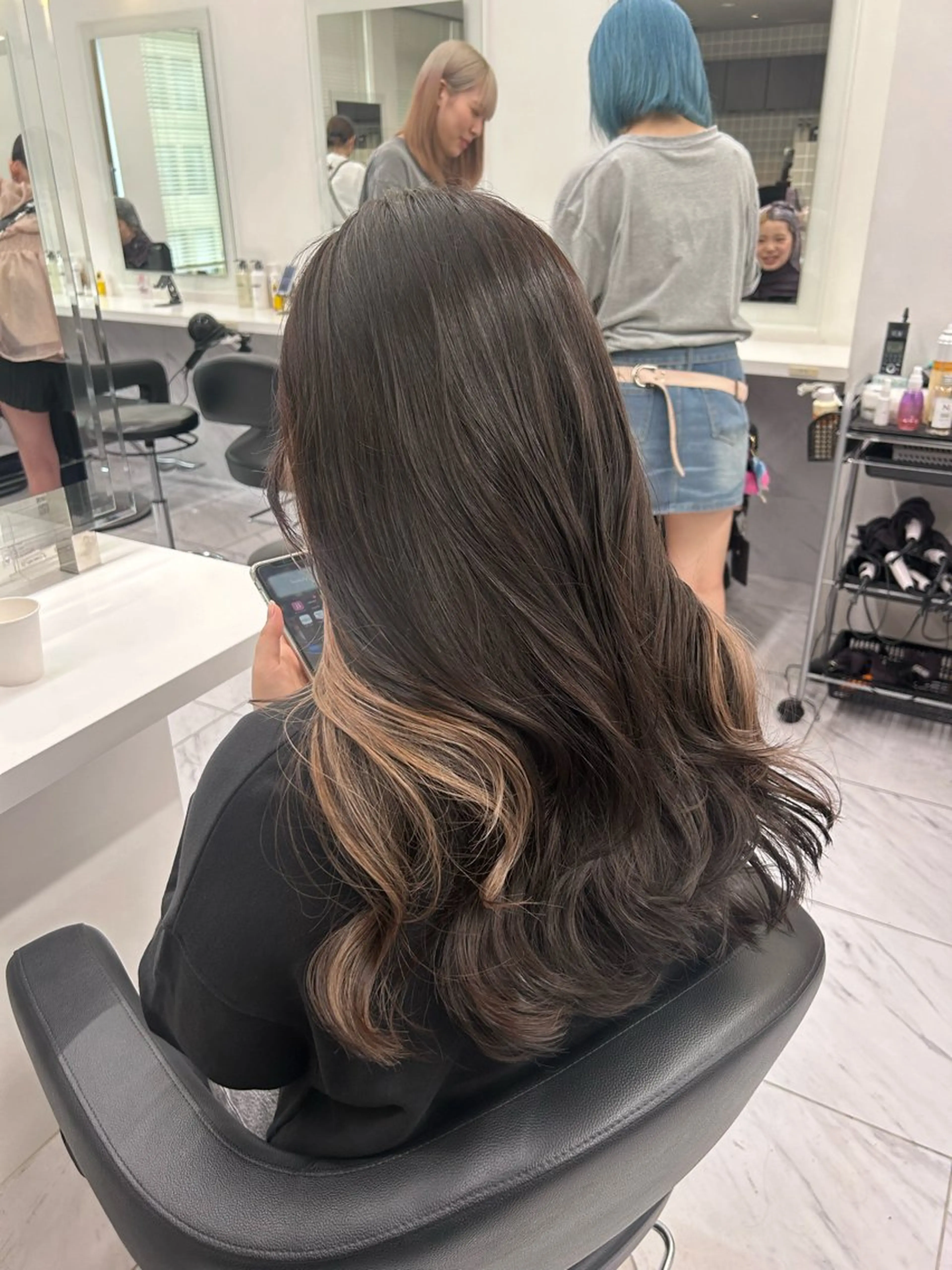 ロング カラー パーマ ヘアアレンジ メンズ キッズ ブリーチなしカラー/ ブラウン/レイヤーのヘアスタイル