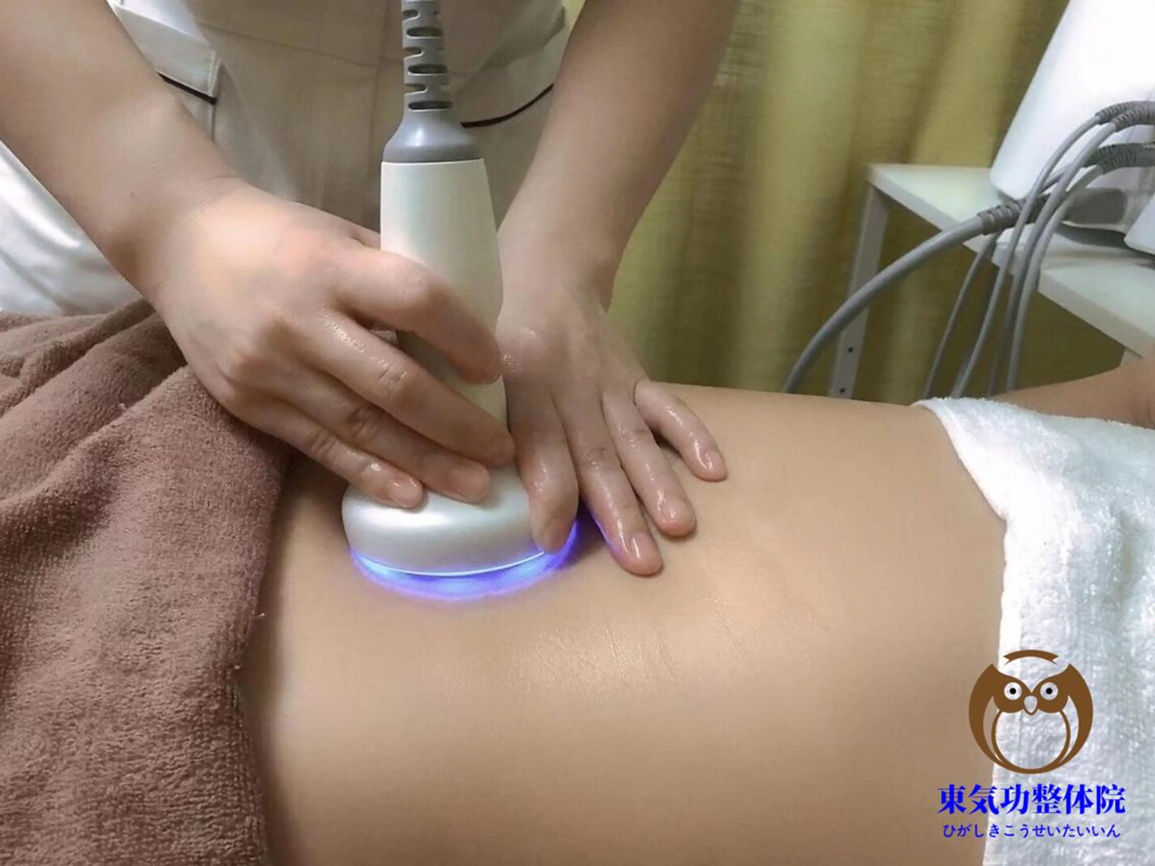 気になるお腹や太ももなど♪キャビ+ラジオ波+吸い上げ+EMS100分　￥7980の写真