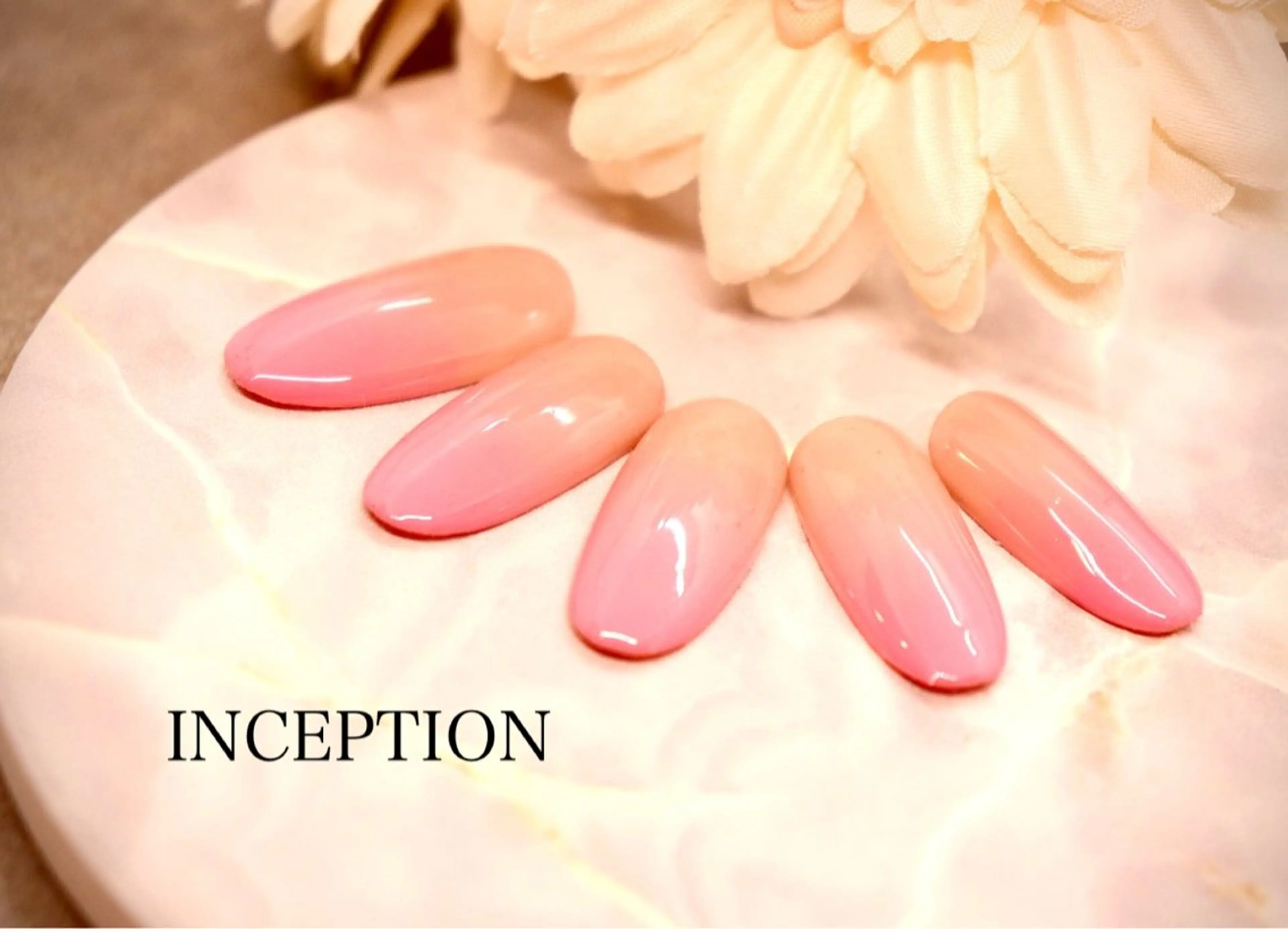 ネイル グラデーション INCEPTION NAILのネイルデザイン