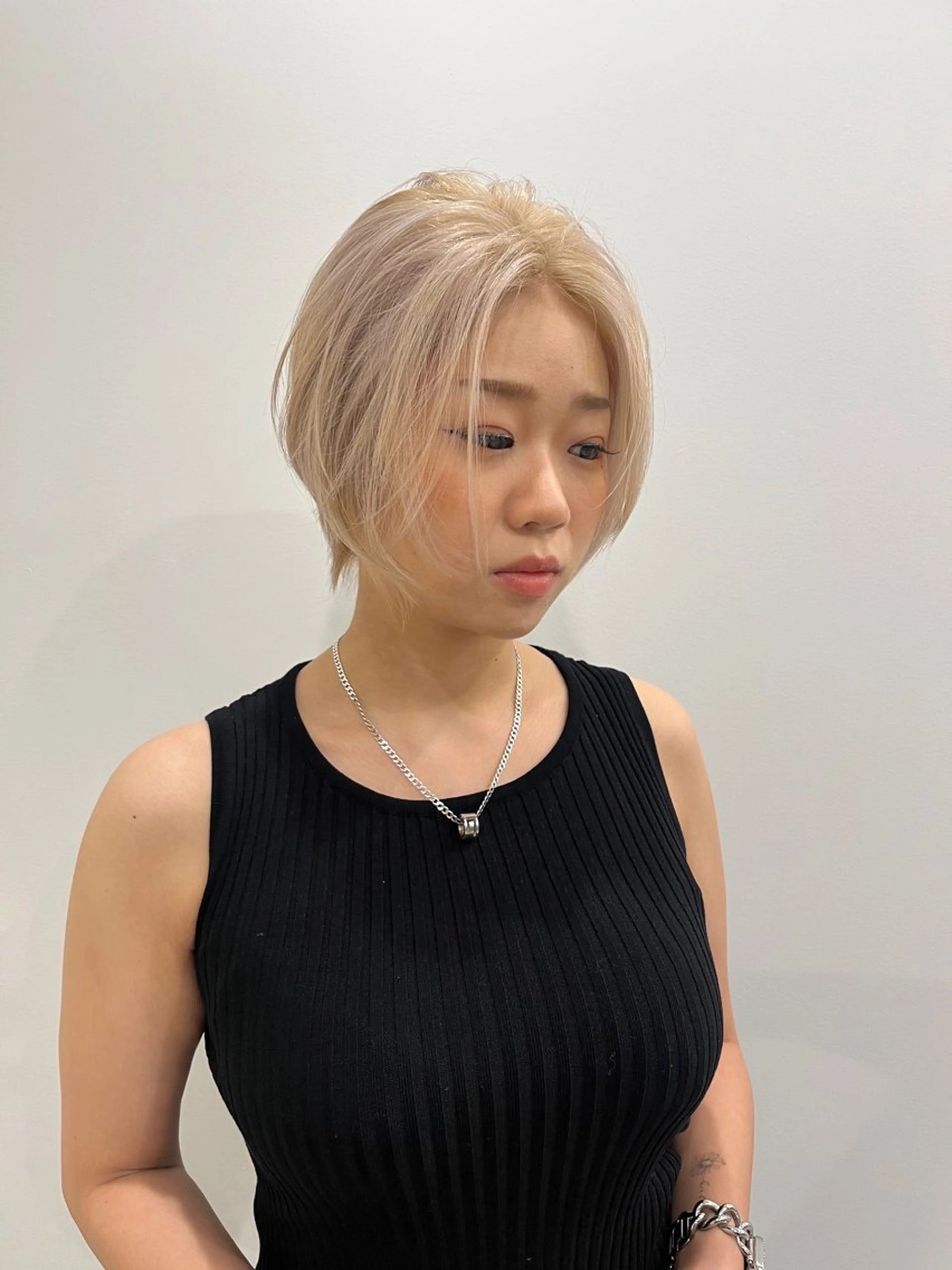 ショート カラー behov所属・柔らかカラー 🤎Tsubasaのヘアスタイル