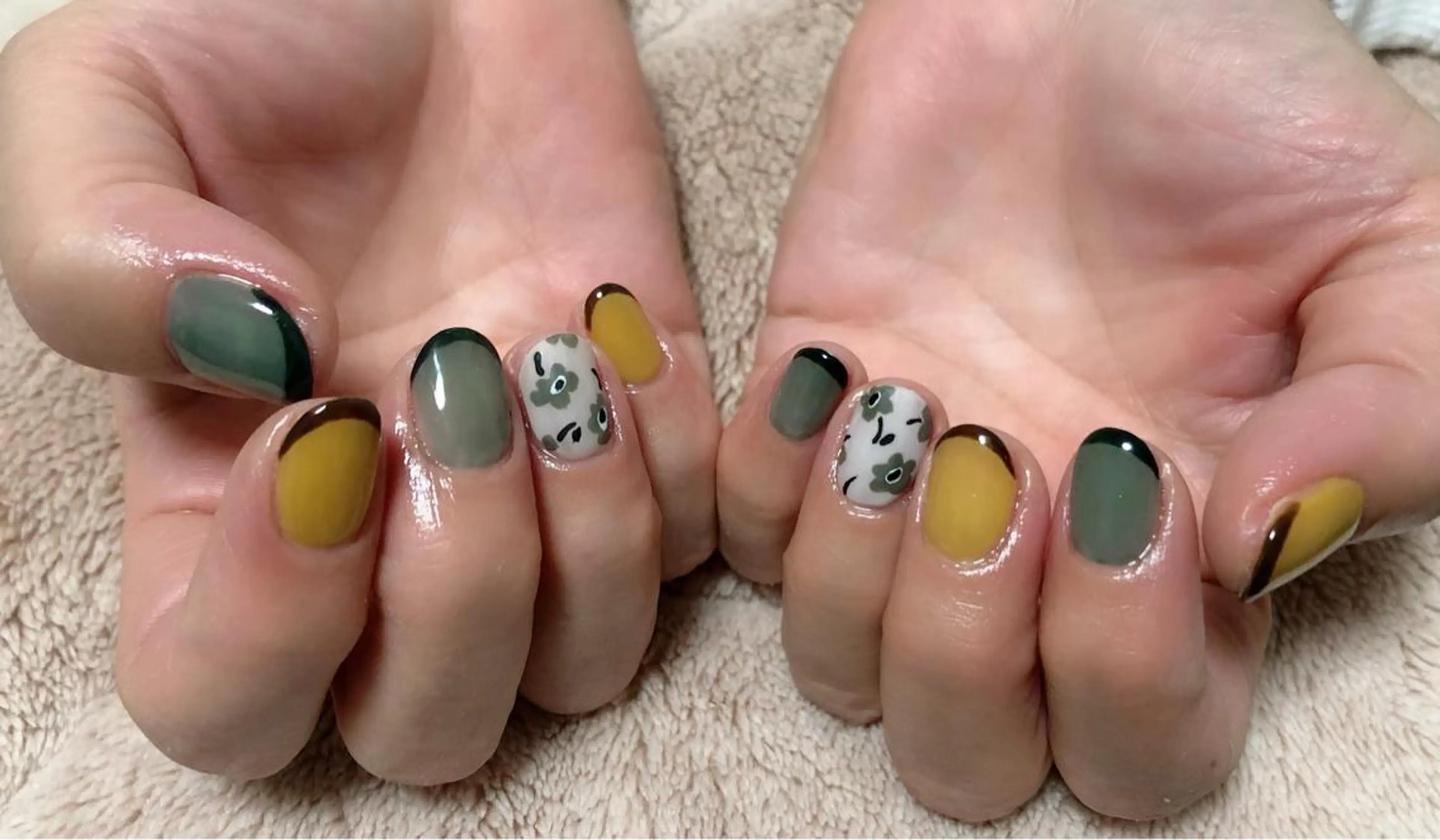 ネイル ハンドネイル t. yoshizawaのネイルデザイン