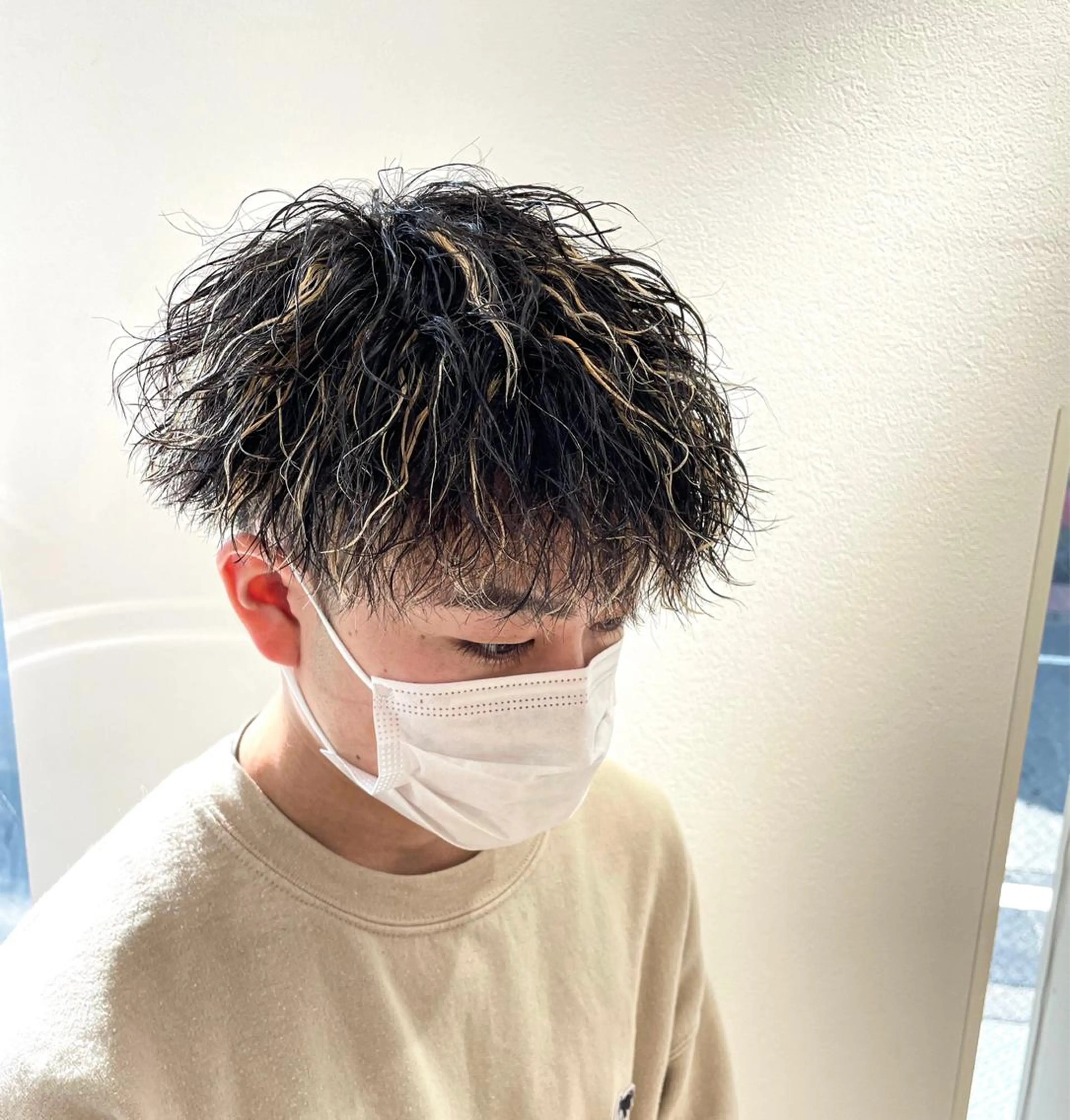 カラー パーマ メンズ メンズハイライト ハイライトカラー カット ヘアカラー パーマ 【メンズ特化】 池田大成✂︎のヘアスタイル
