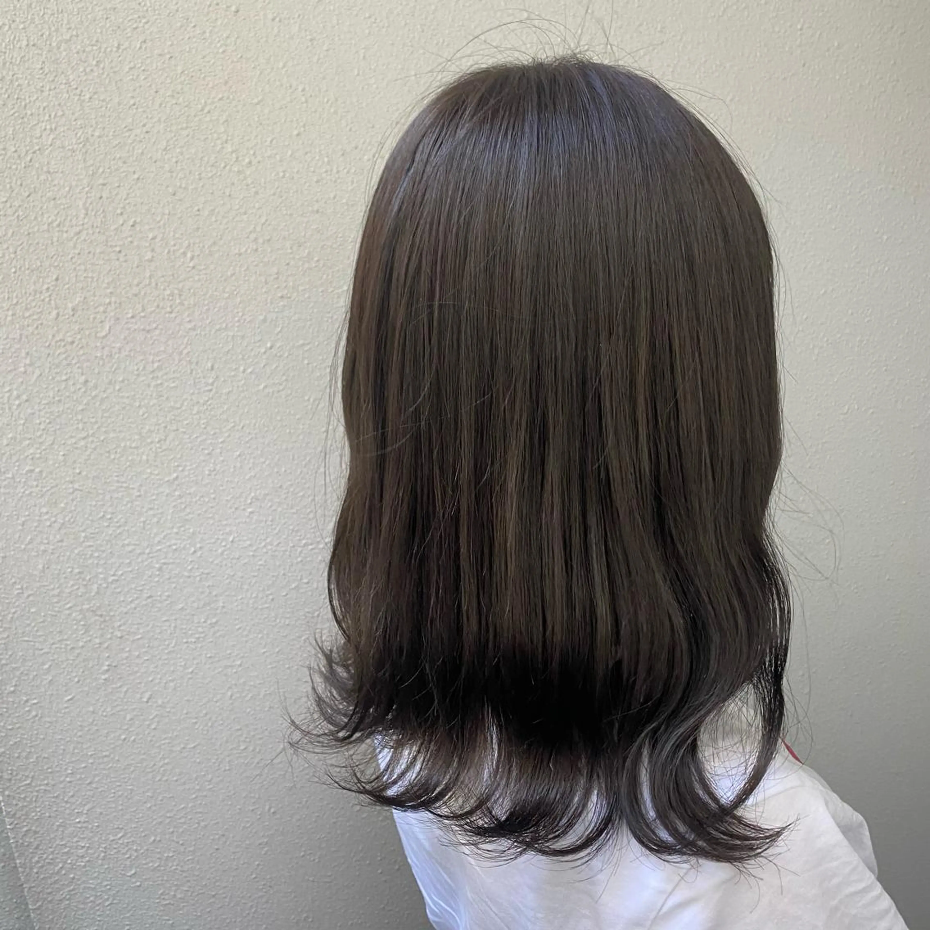 セミロング dot .tokyo所属・中村 彩夏のヘアスタイル