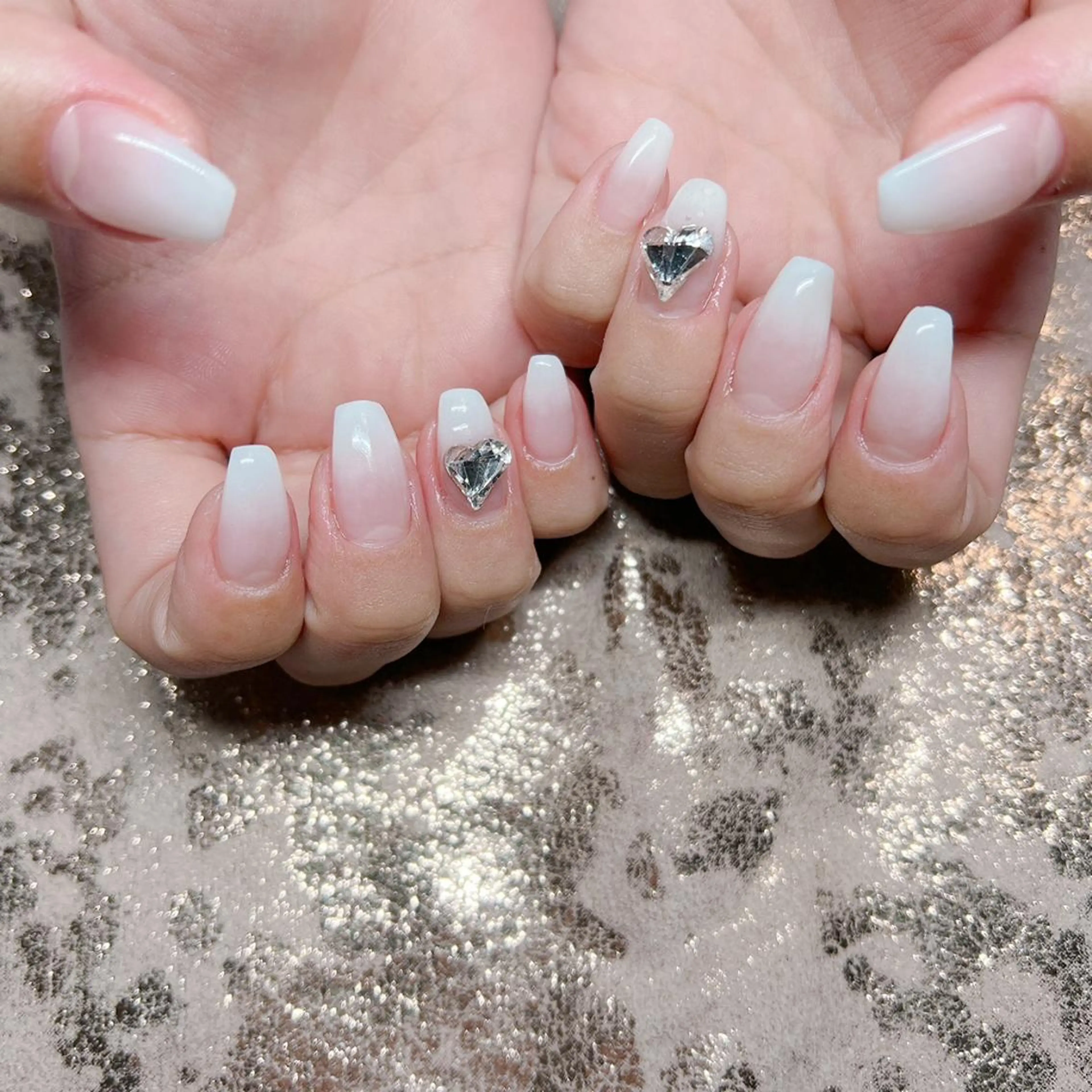 ネイル 個室ネイルサロンDolly  Girl〜ドーリーガール〜所属・DollyGirl KYOKOのネイルデザイン