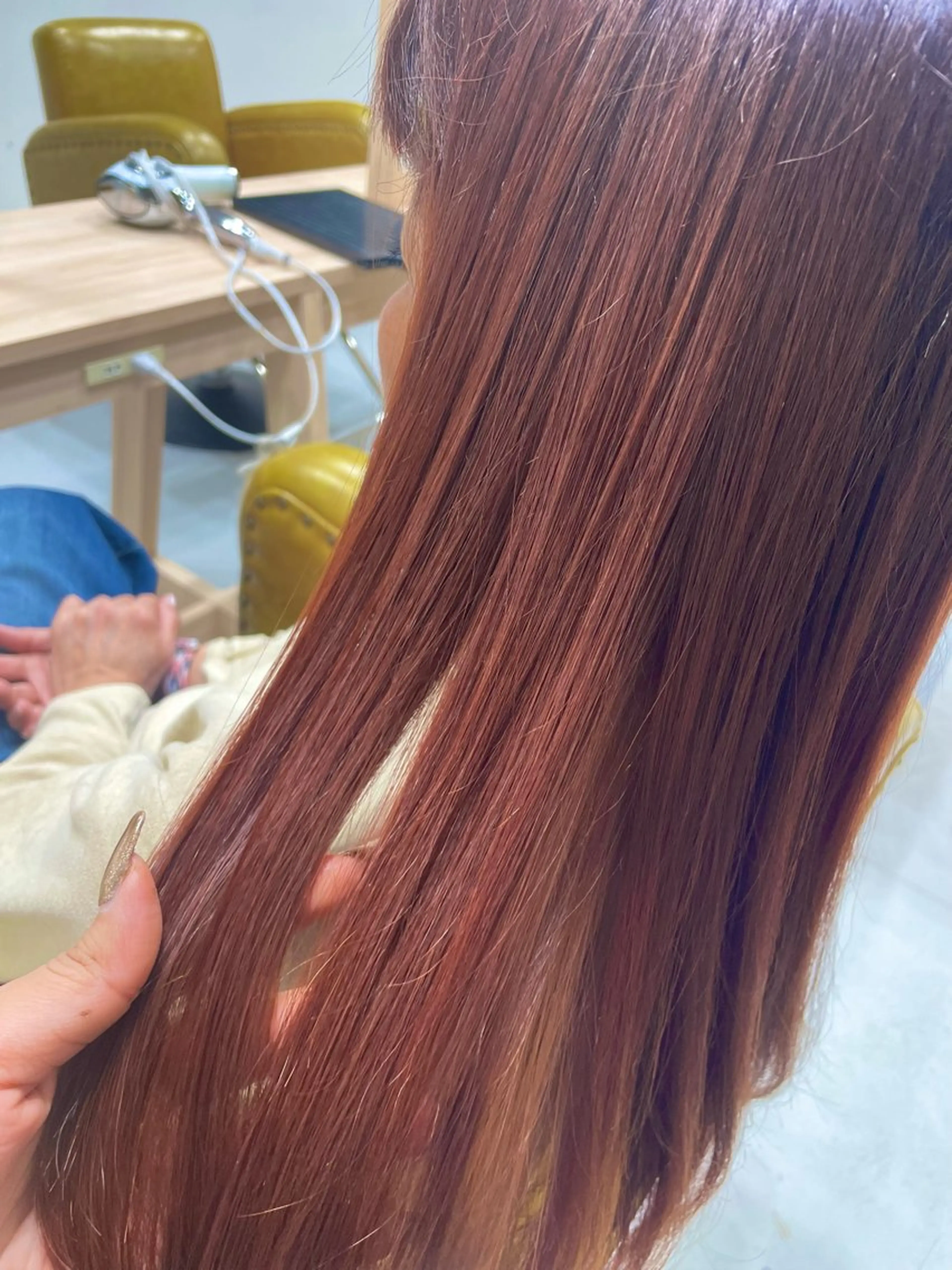 ロング カラー 大内 カオリのヘアスタイル