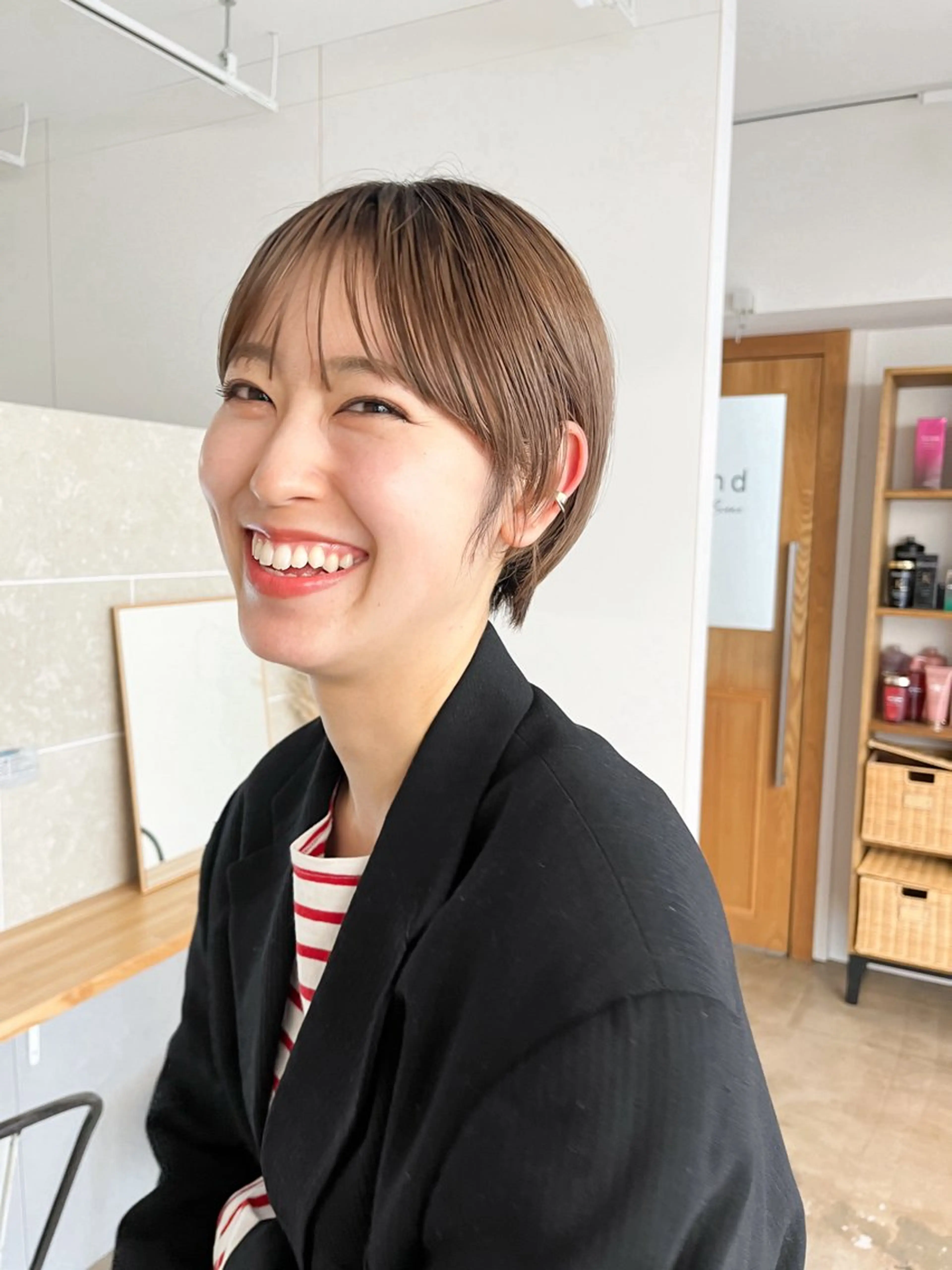 最高級トリートメント🌈【✨10cm以上カットできるショートにしたい方限定✨】人気No. 1似合わせショート💫の写真