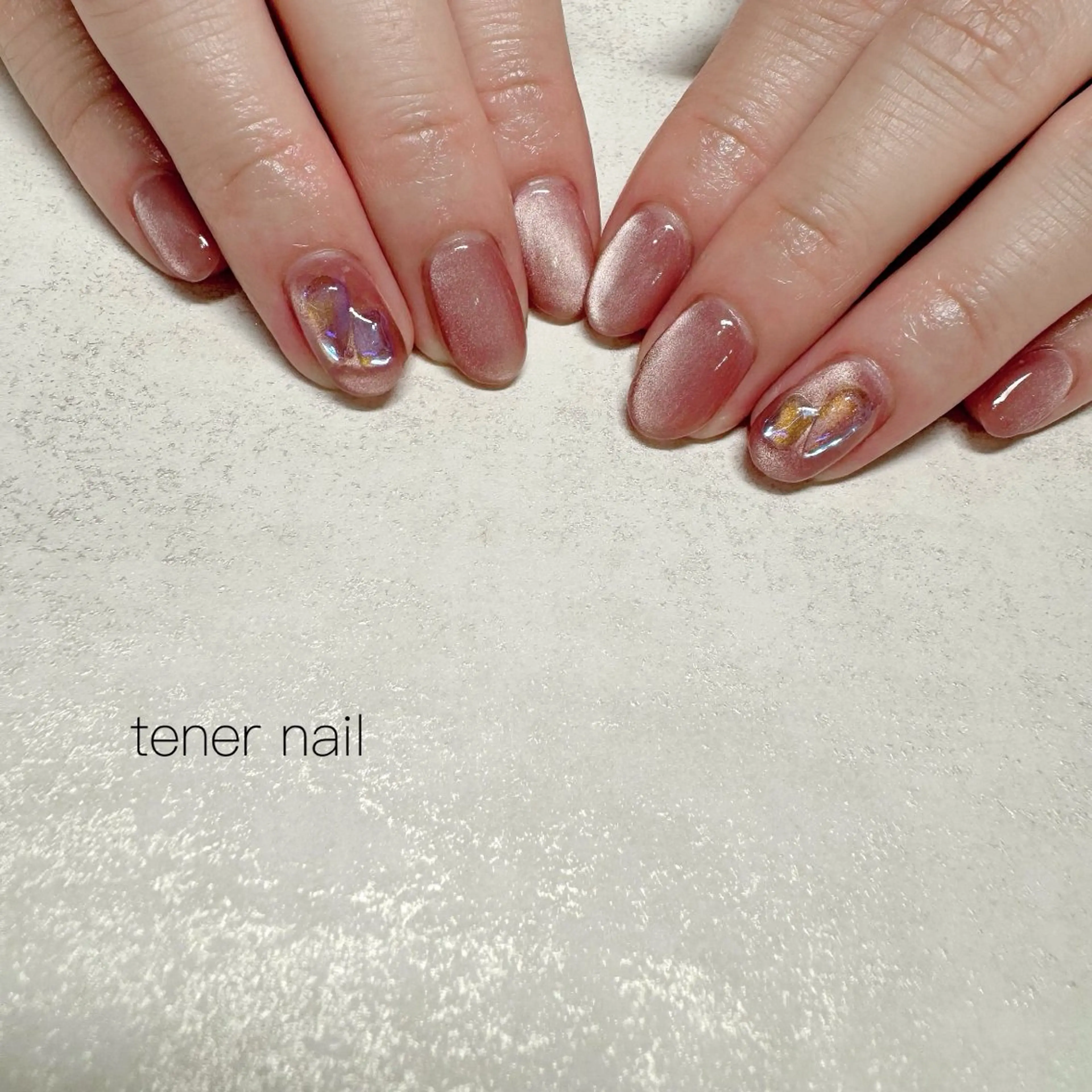 ネイル オーロラネイル マグネットネイル ストーンネイル ハンドネイル tener  nail  テネルネイル所属・テネルネイル tener nailのネイルデザイン
