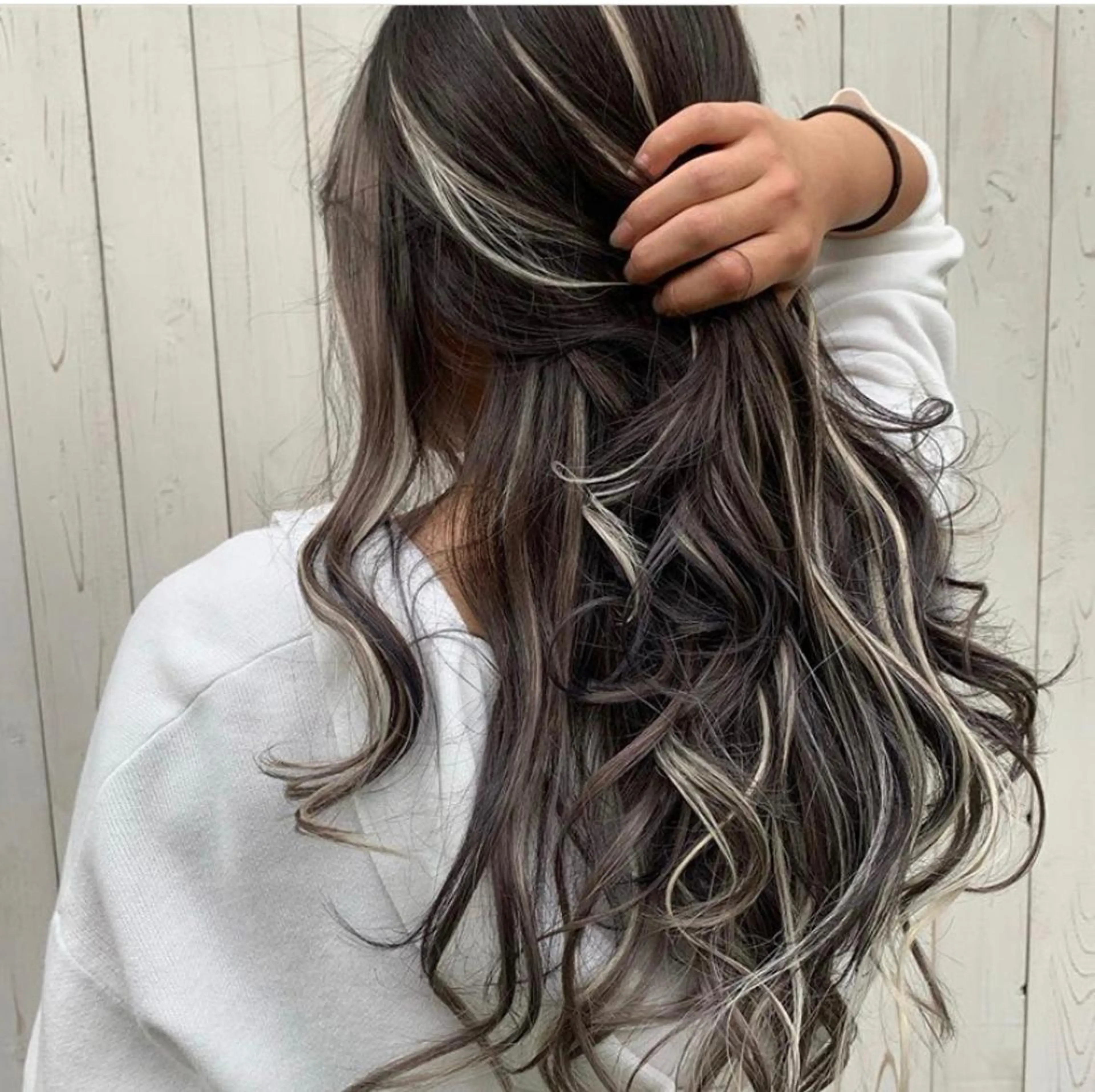 ロング LOHAS Kanaのヘアスタイル